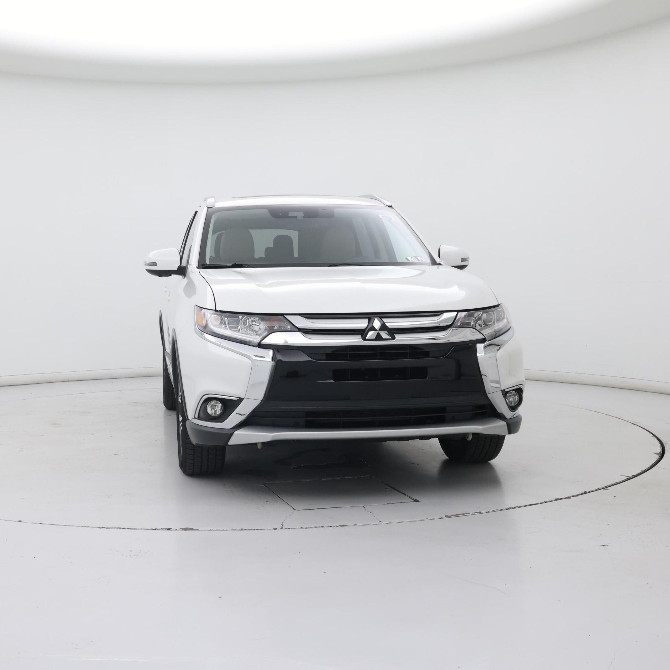 Thumbnail: 2017 Mitsubishi Outlander - 5