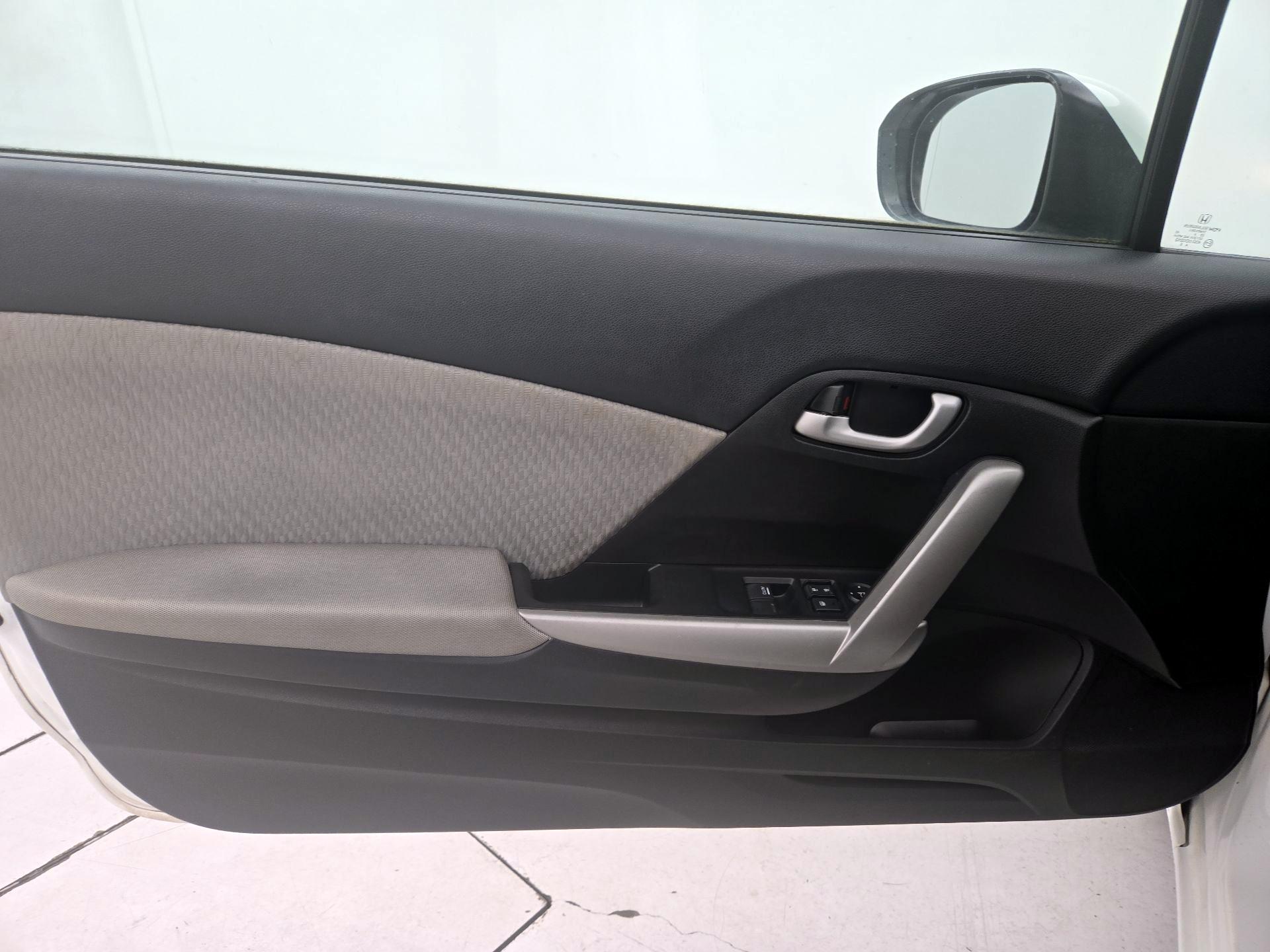 Thumbnail: 2015 Honda Civic - 12