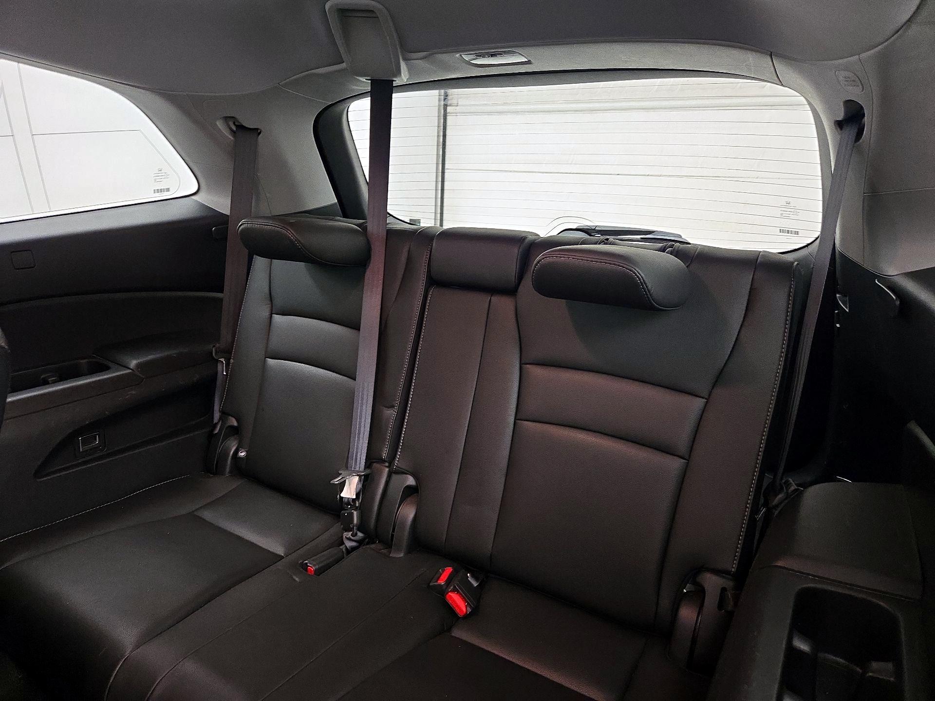 Thumbnail: 2016 Honda Pilot - 20