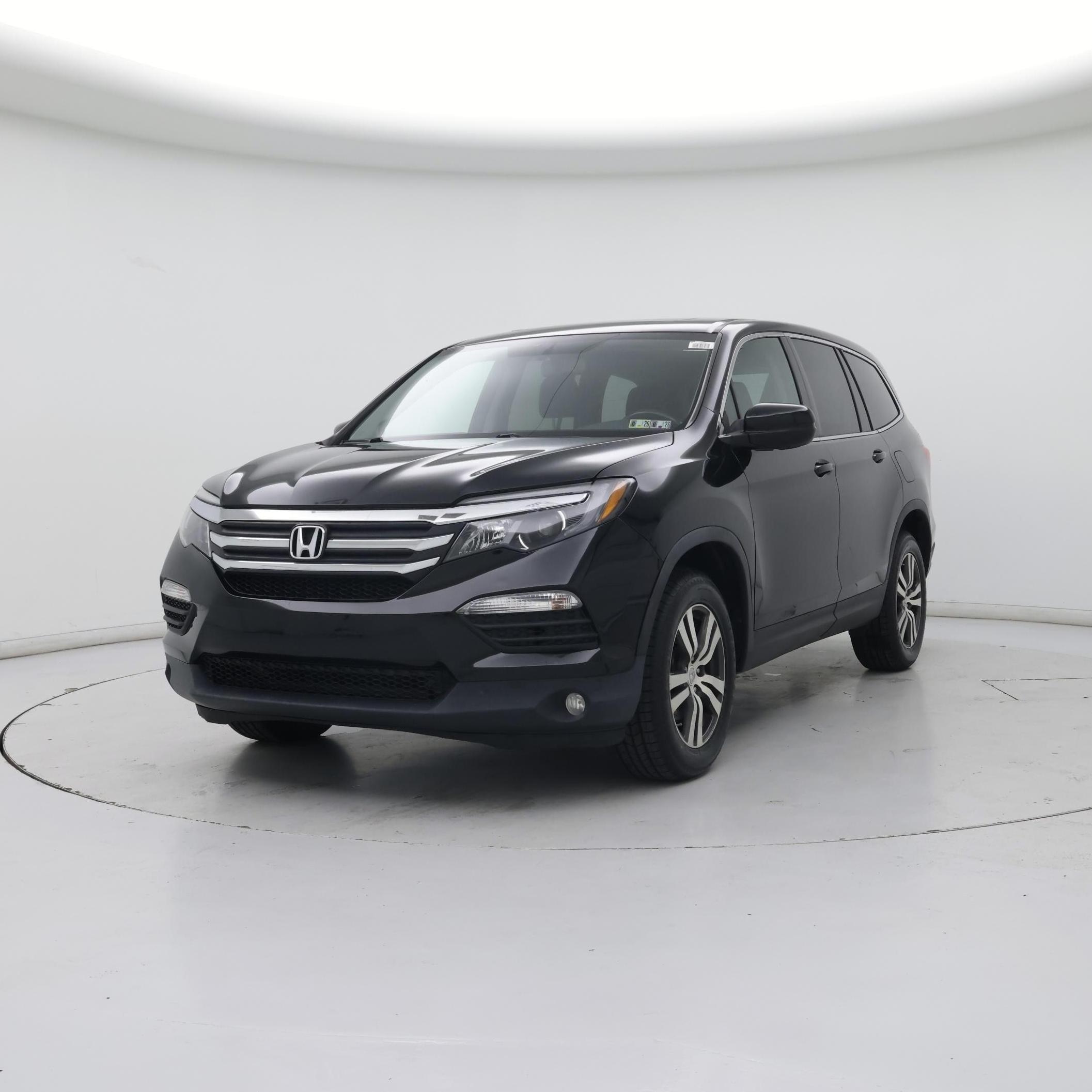 Thumbnail: 2016 Honda Pilot - 4