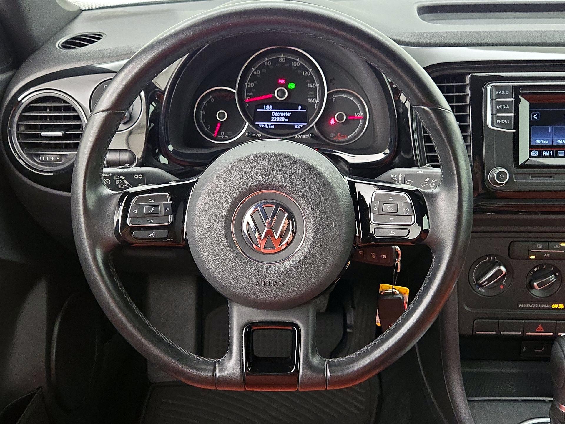 Thumbnail: 2019 Volkswagen Beetle - 10