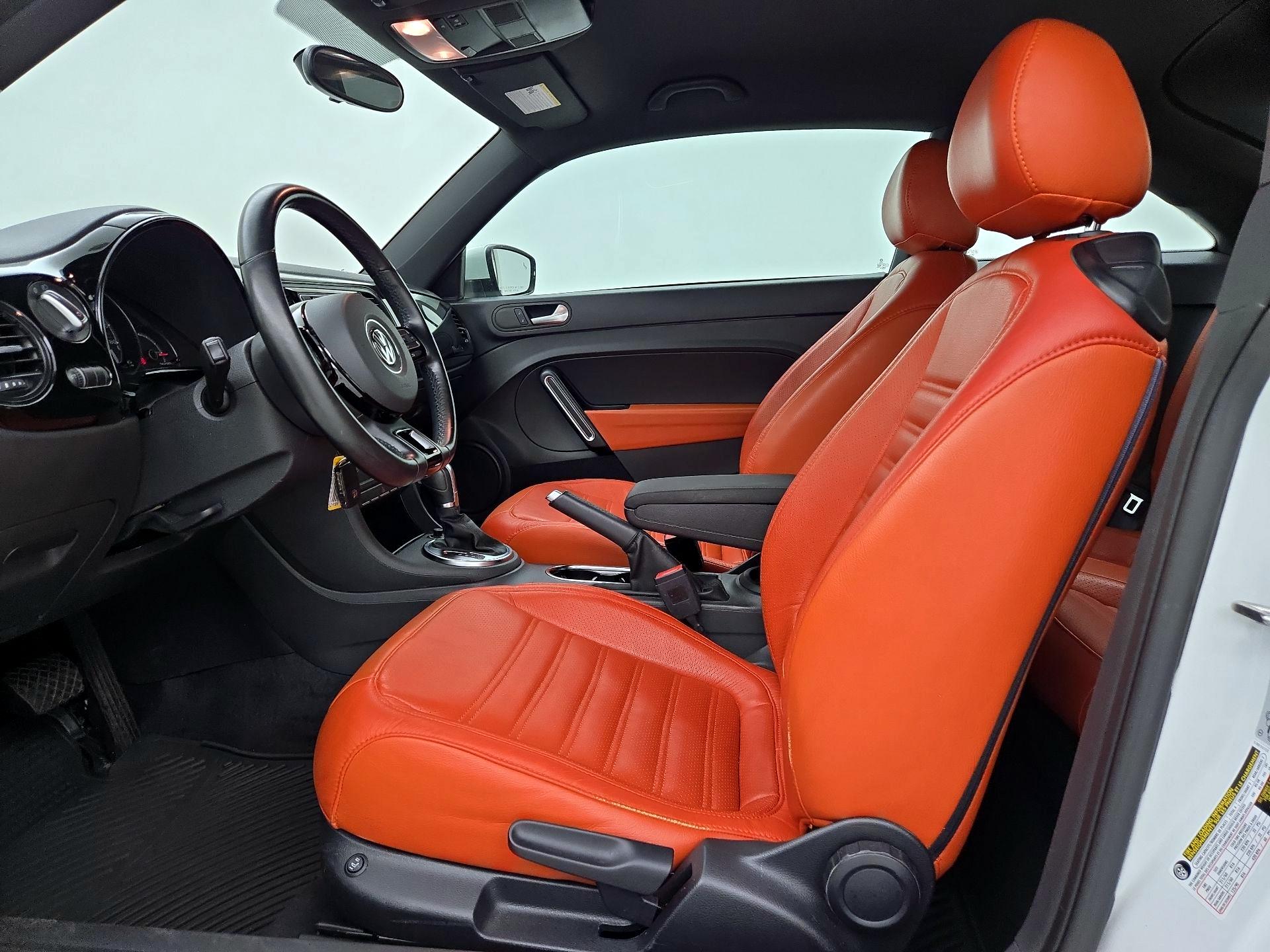 Thumbnail: 2019 Volkswagen Beetle - 11