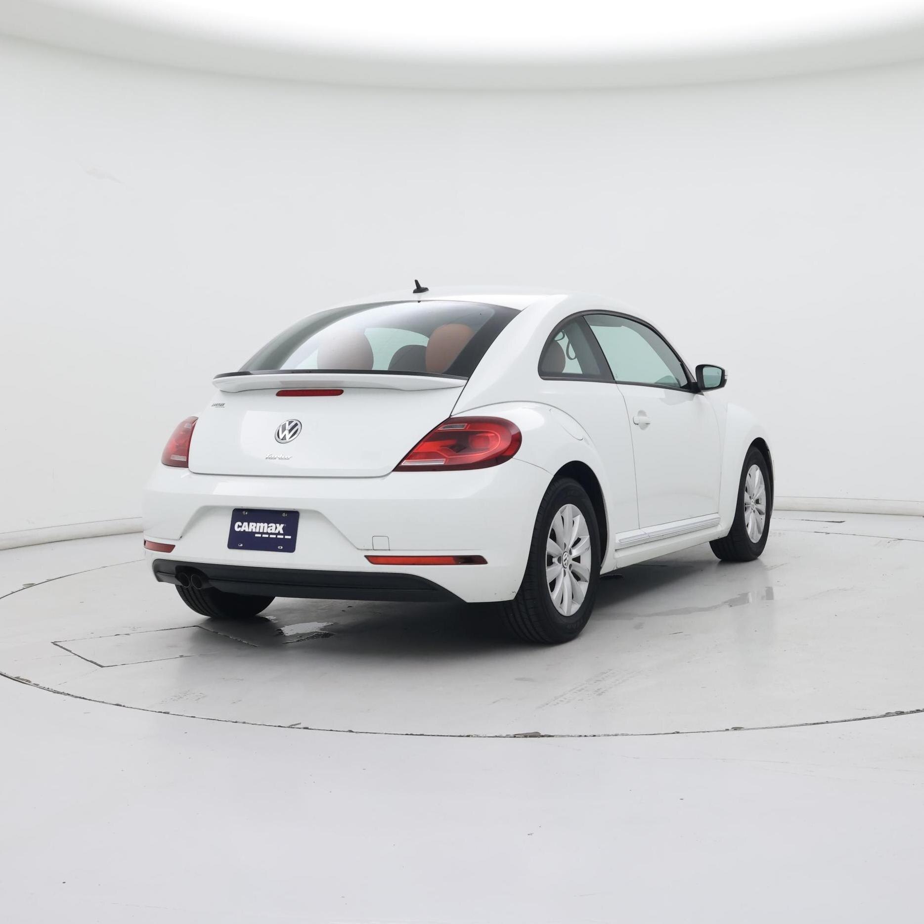 Thumbnail: 2019 Volkswagen Beetle - 8