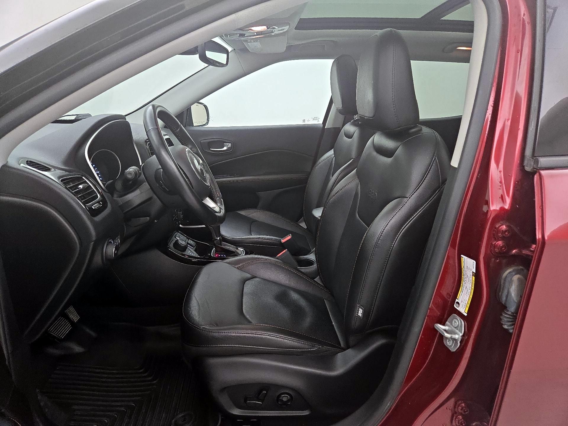 Thumbnail: 2021 Jeep Compass - 11