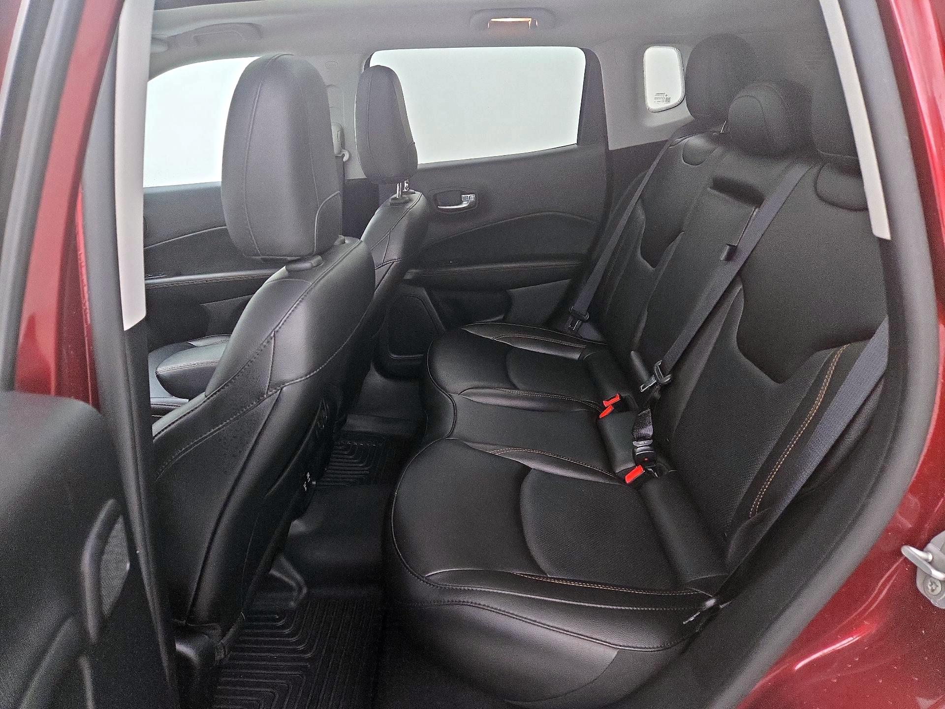 Thumbnail: 2021 Jeep Compass - 20
