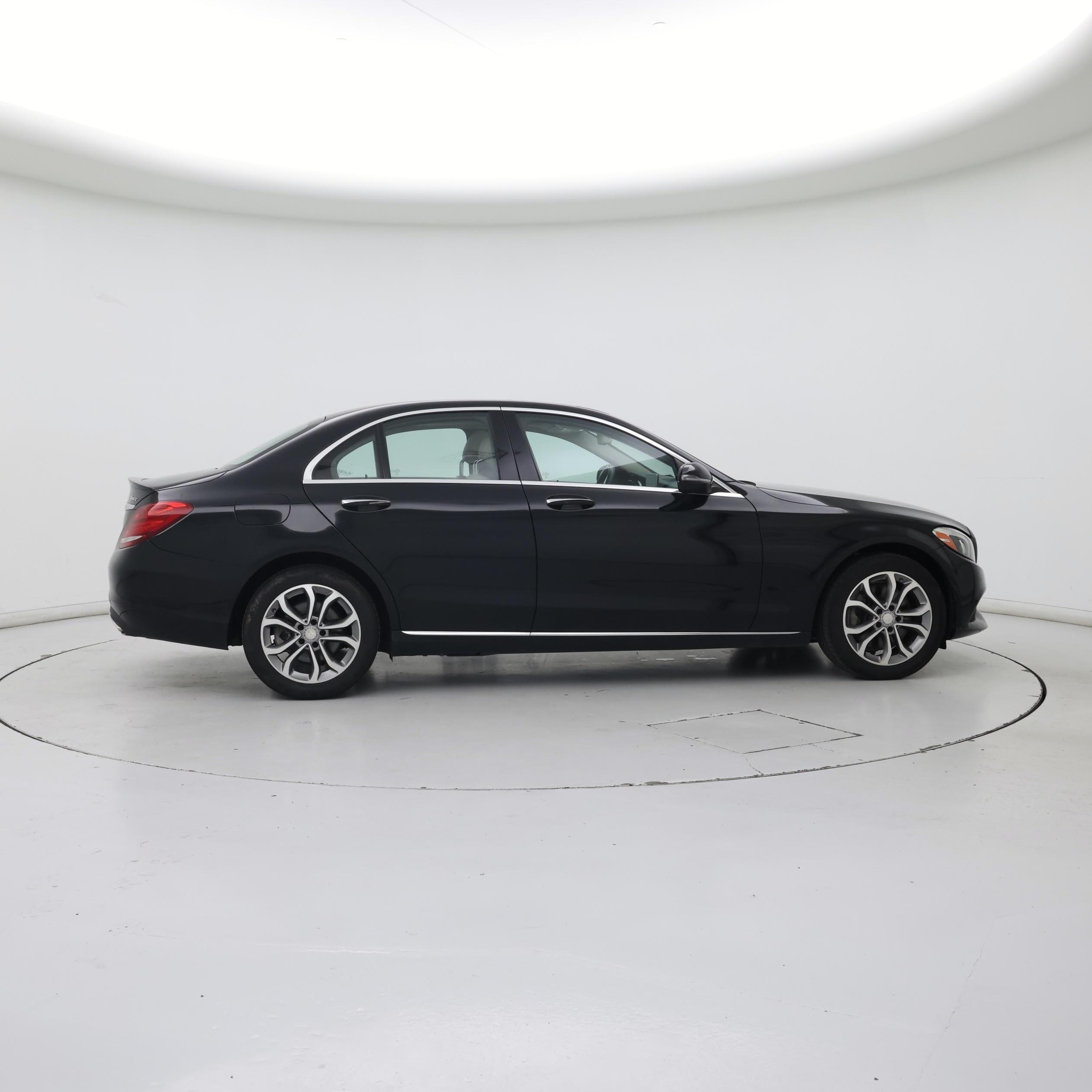 Thumbnail: 2016 Mercedes-Benz C-Class - 7