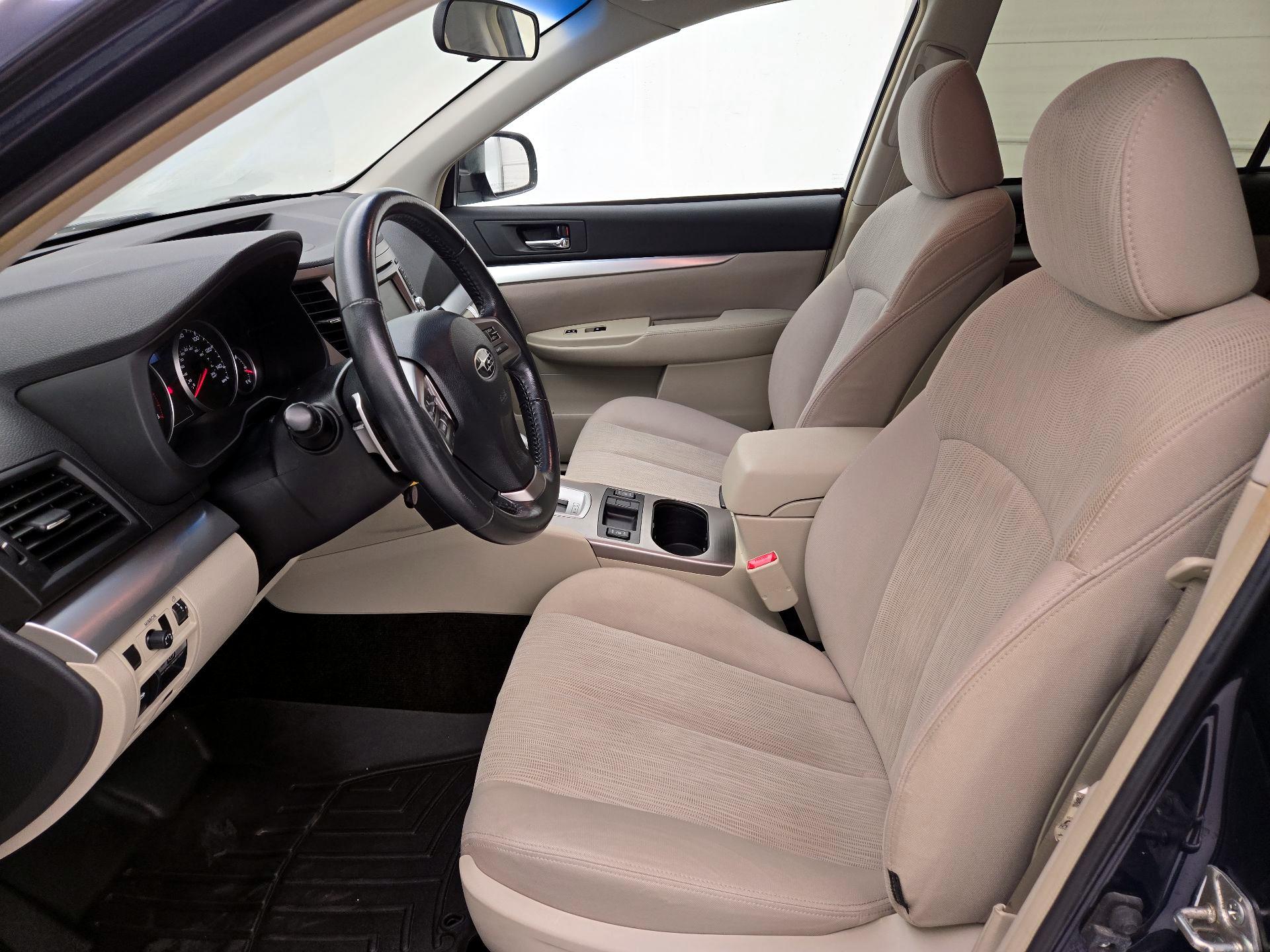 Thumbnail: 2014 Subaru Outback - 11