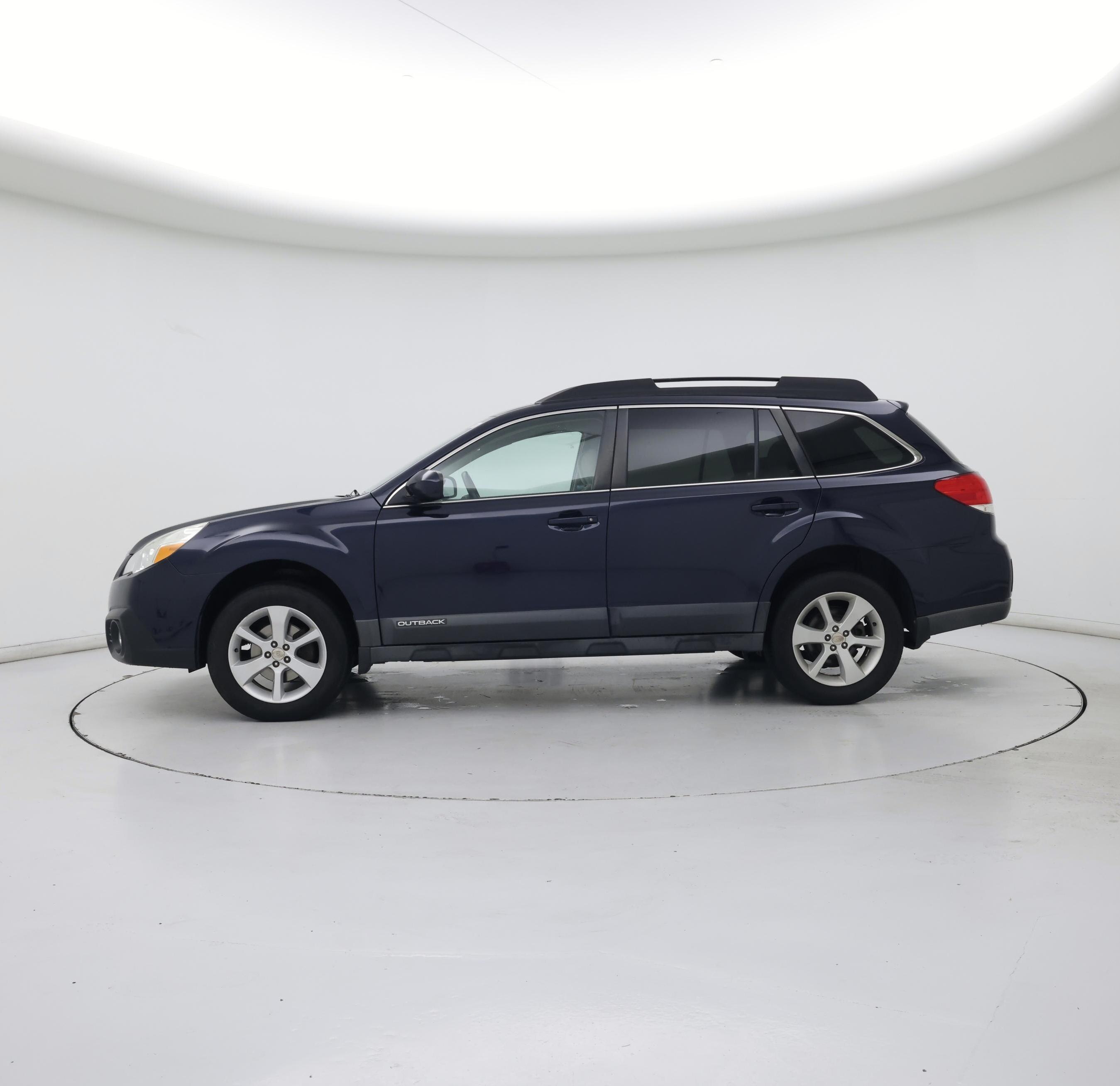 Thumbnail: 2014 Subaru Outback - 3
