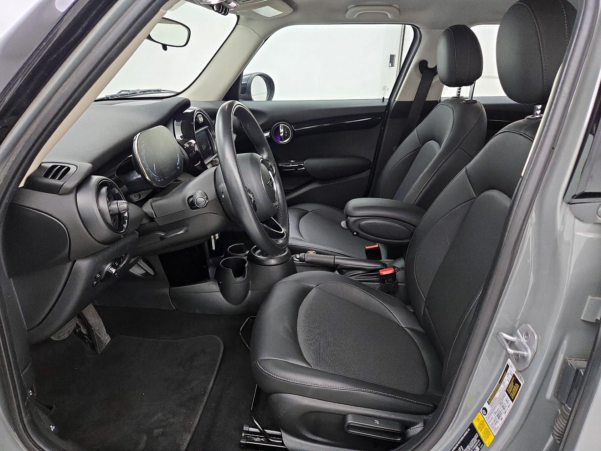 Thumbnail: 2021 MINI Cooper Hardtop - 11
