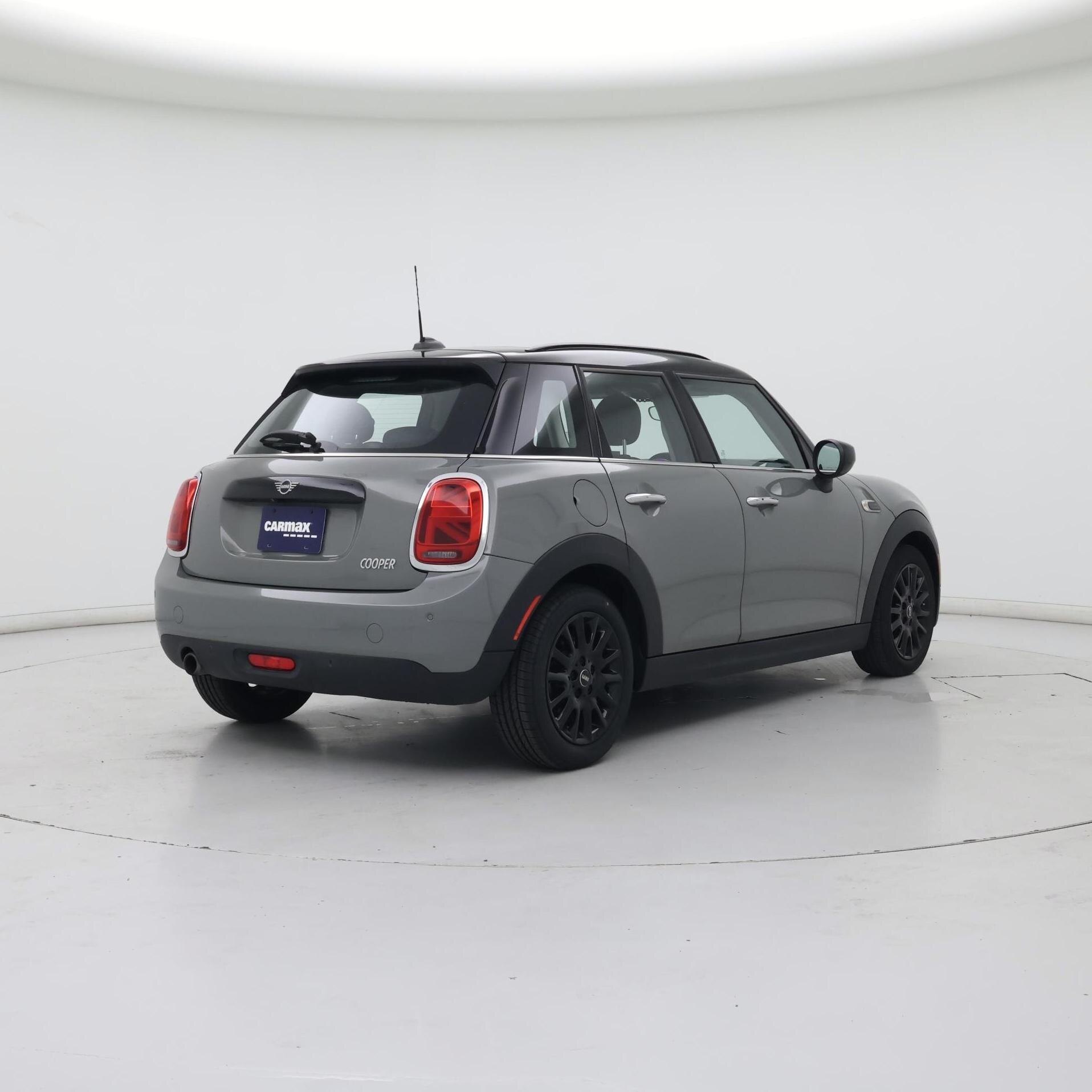 Thumbnail: 2021 MINI Cooper Hardtop - 8