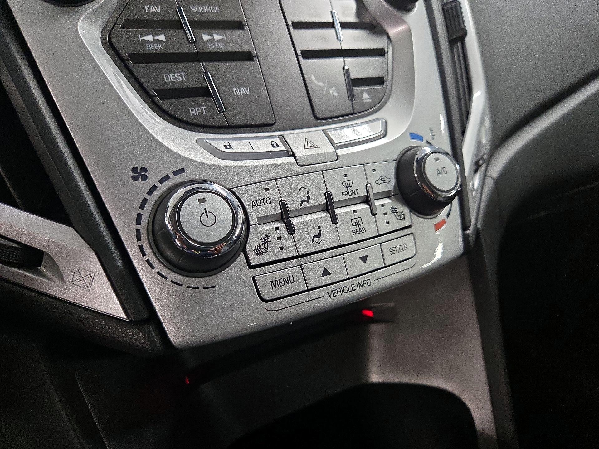 Thumbnail: 2015 GMC Terrain - 15