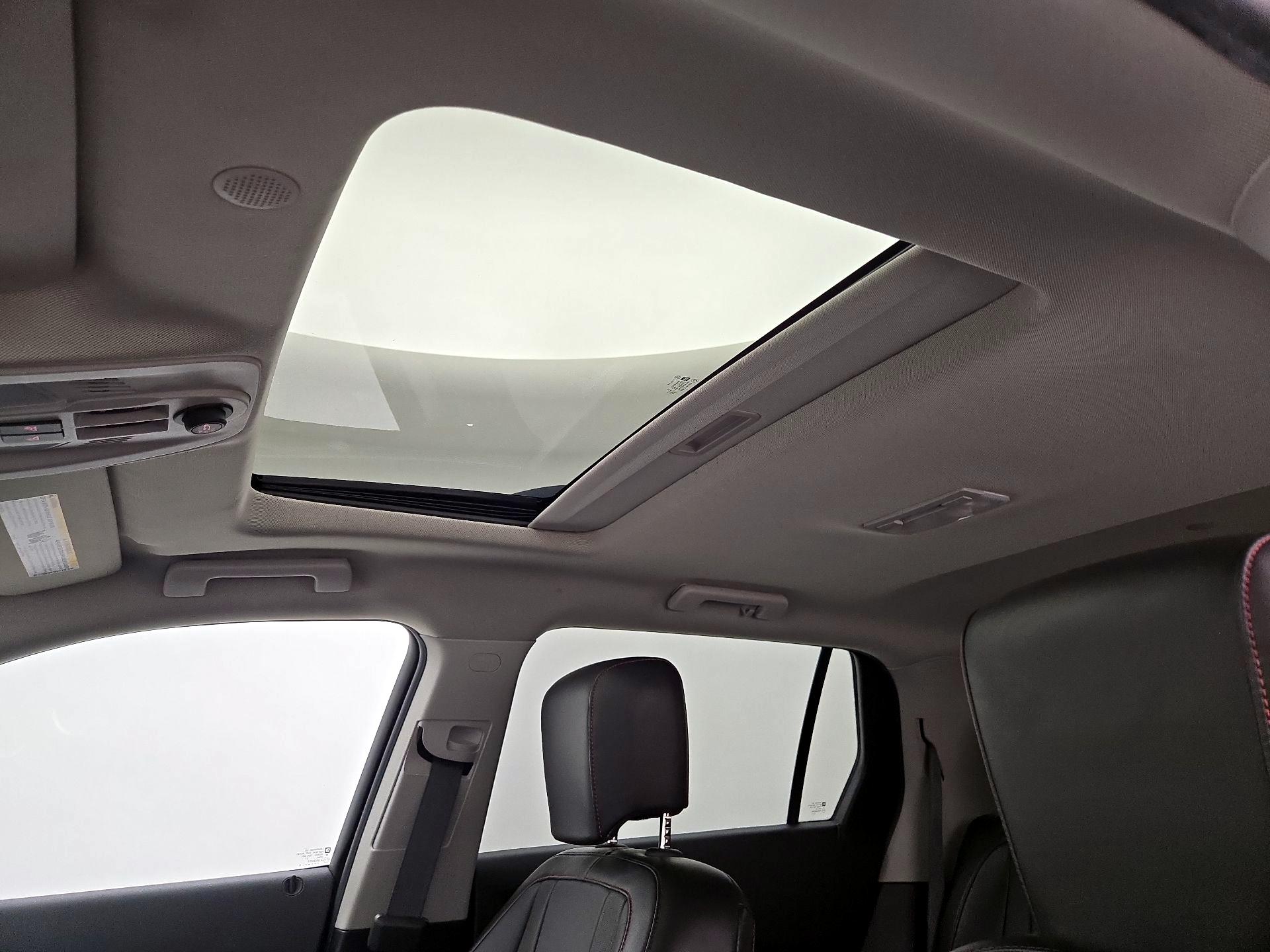 Thumbnail: 2015 GMC Terrain - 18