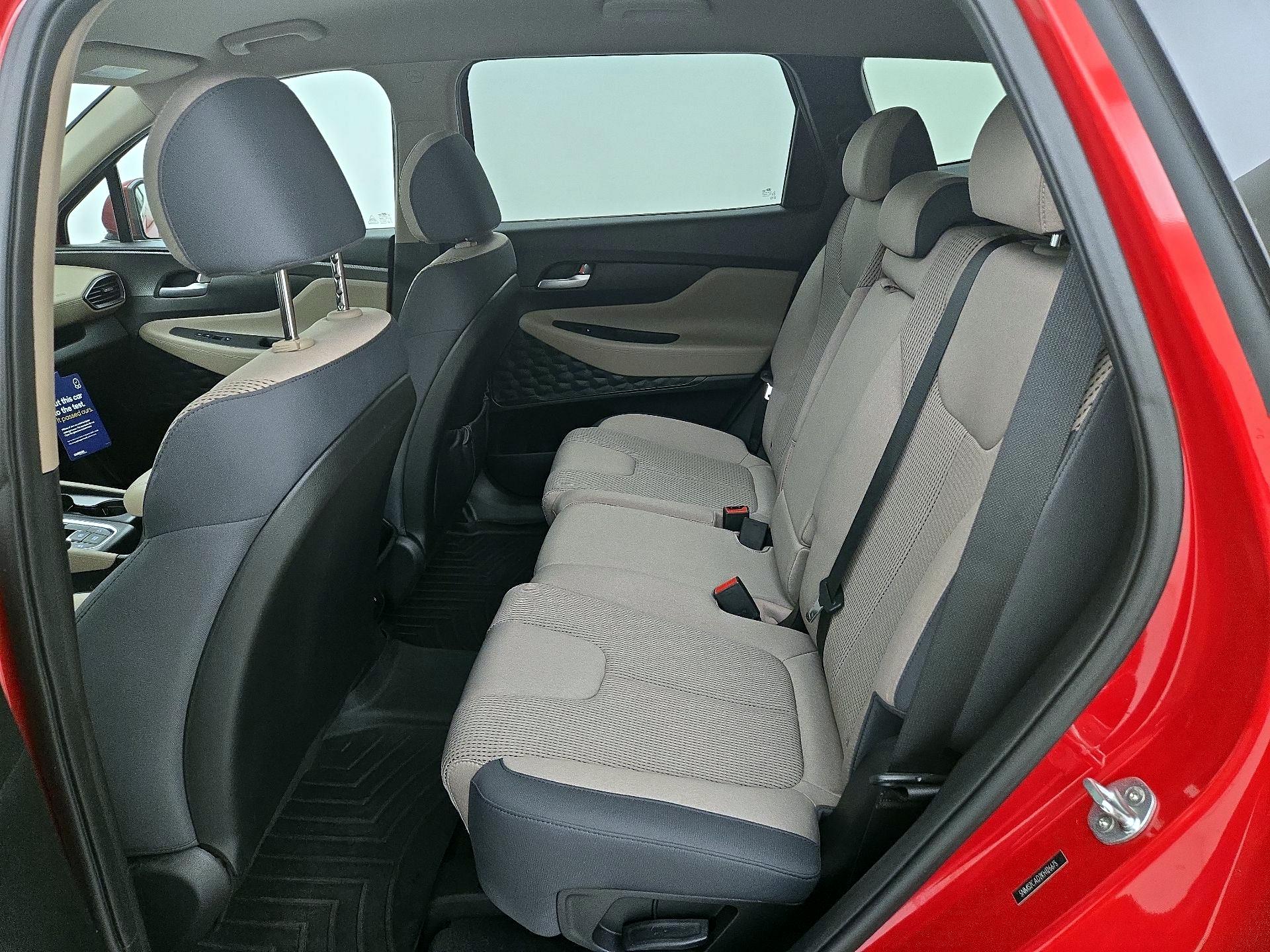Thumbnail: 2019 Hyundai Santa Fe - 19