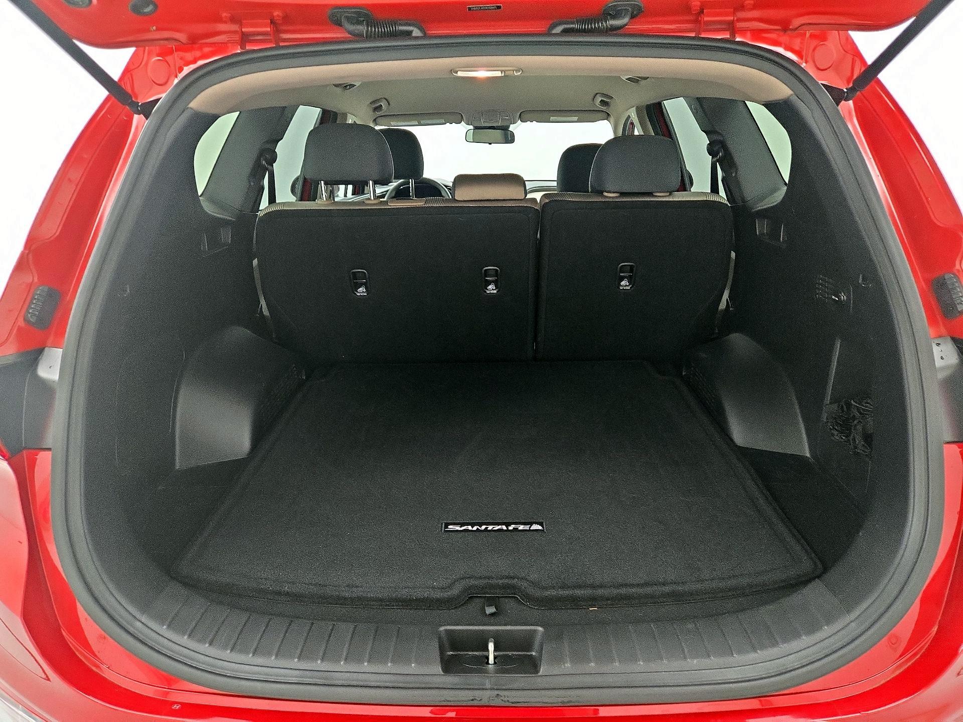 Thumbnail: 2019 Hyundai Santa Fe - 20