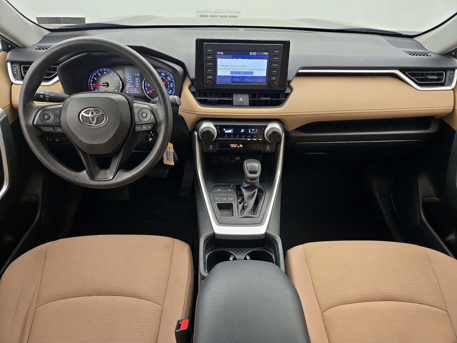 Thumbnail: 2019 Toyota RAV4 - 9