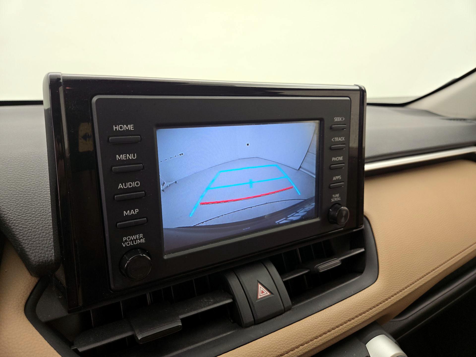Thumbnail: 2019 Toyota RAV4 - 14