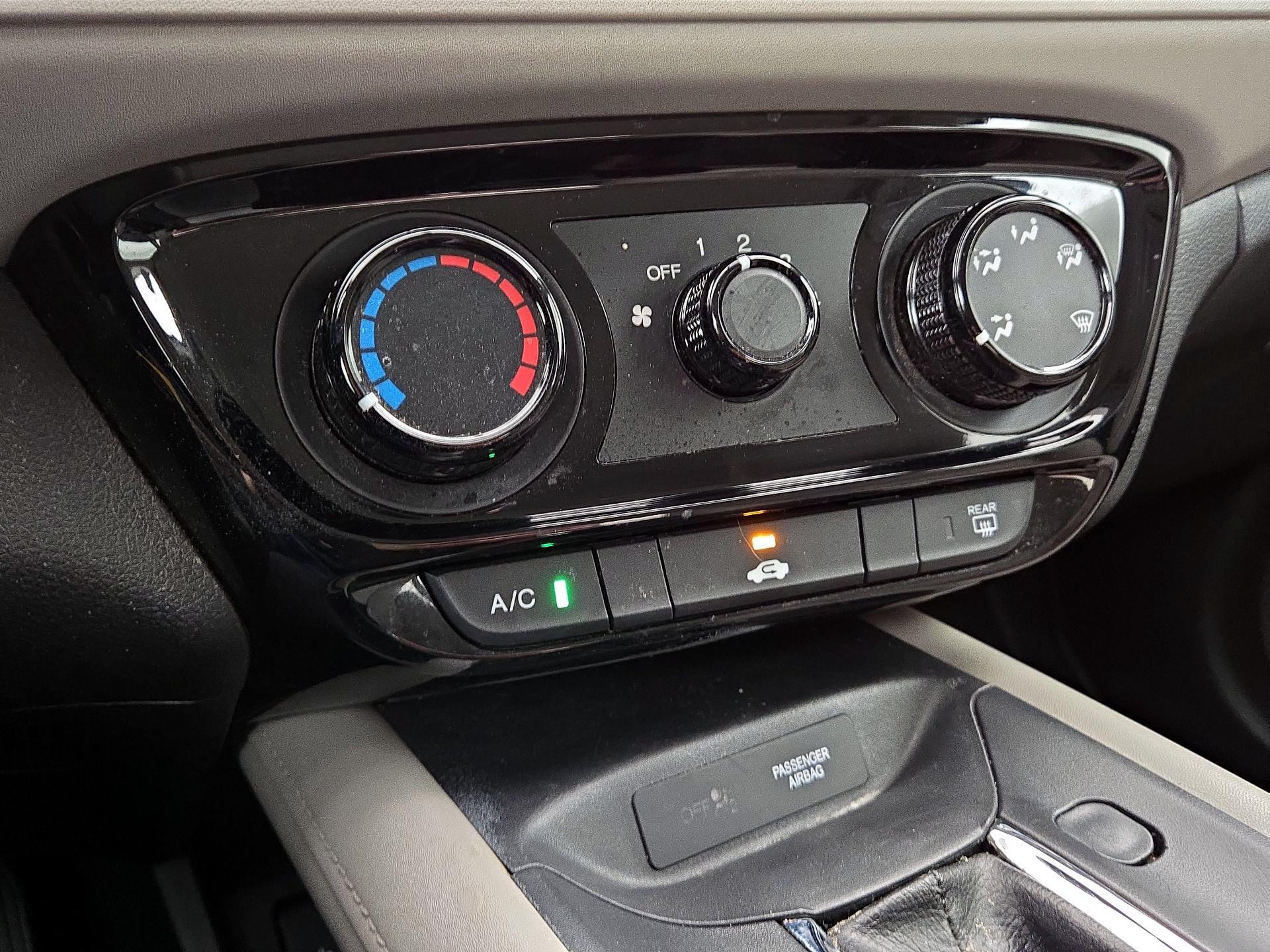 Thumbnail: 2017 Honda HR-V - 16