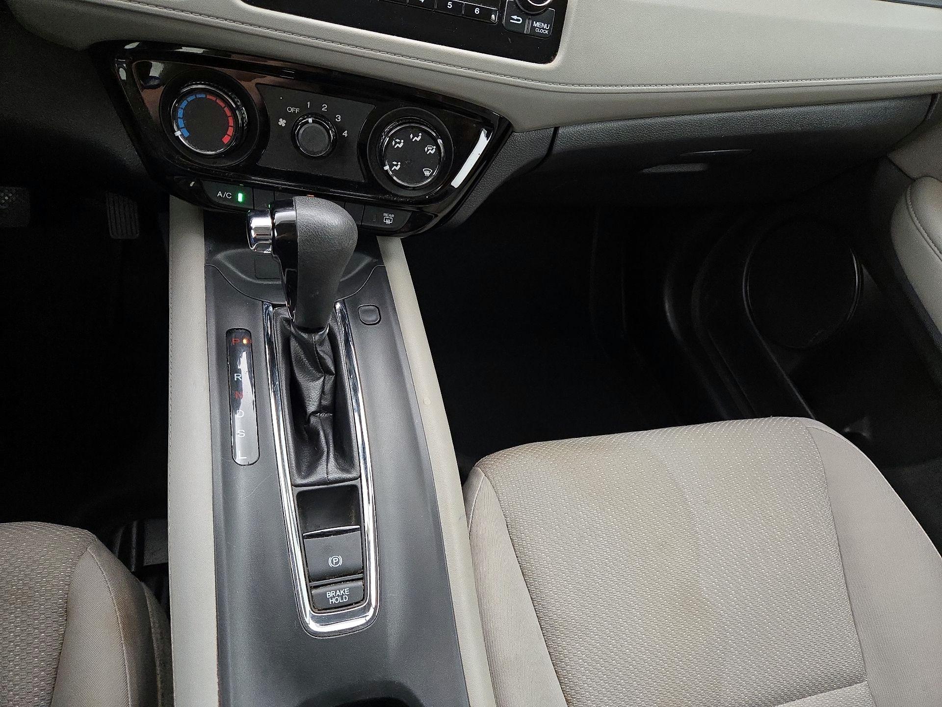 Thumbnail: 2017 Honda HR-V - 17