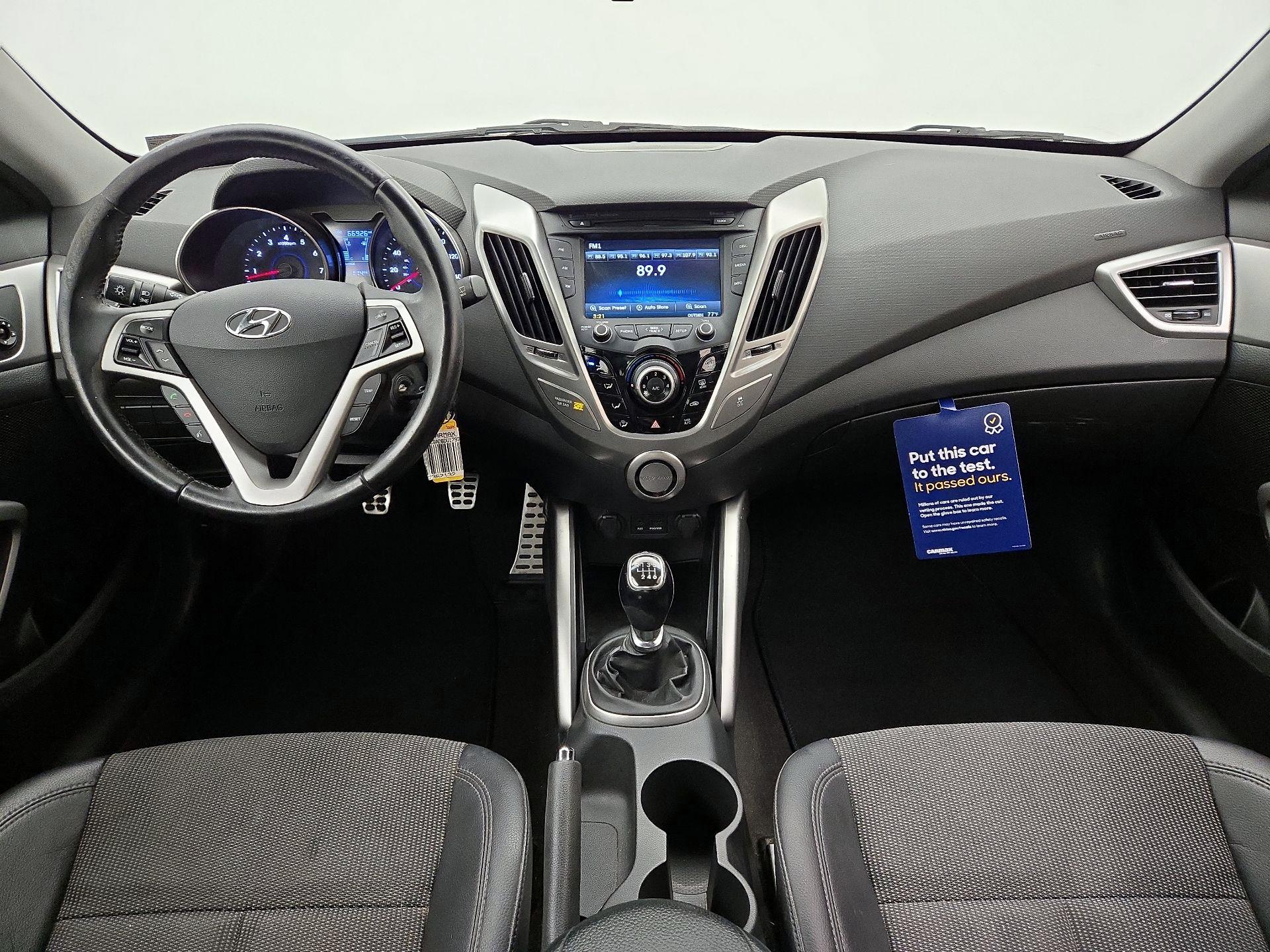 Thumbnail: 2013 Hyundai Veloster - 9