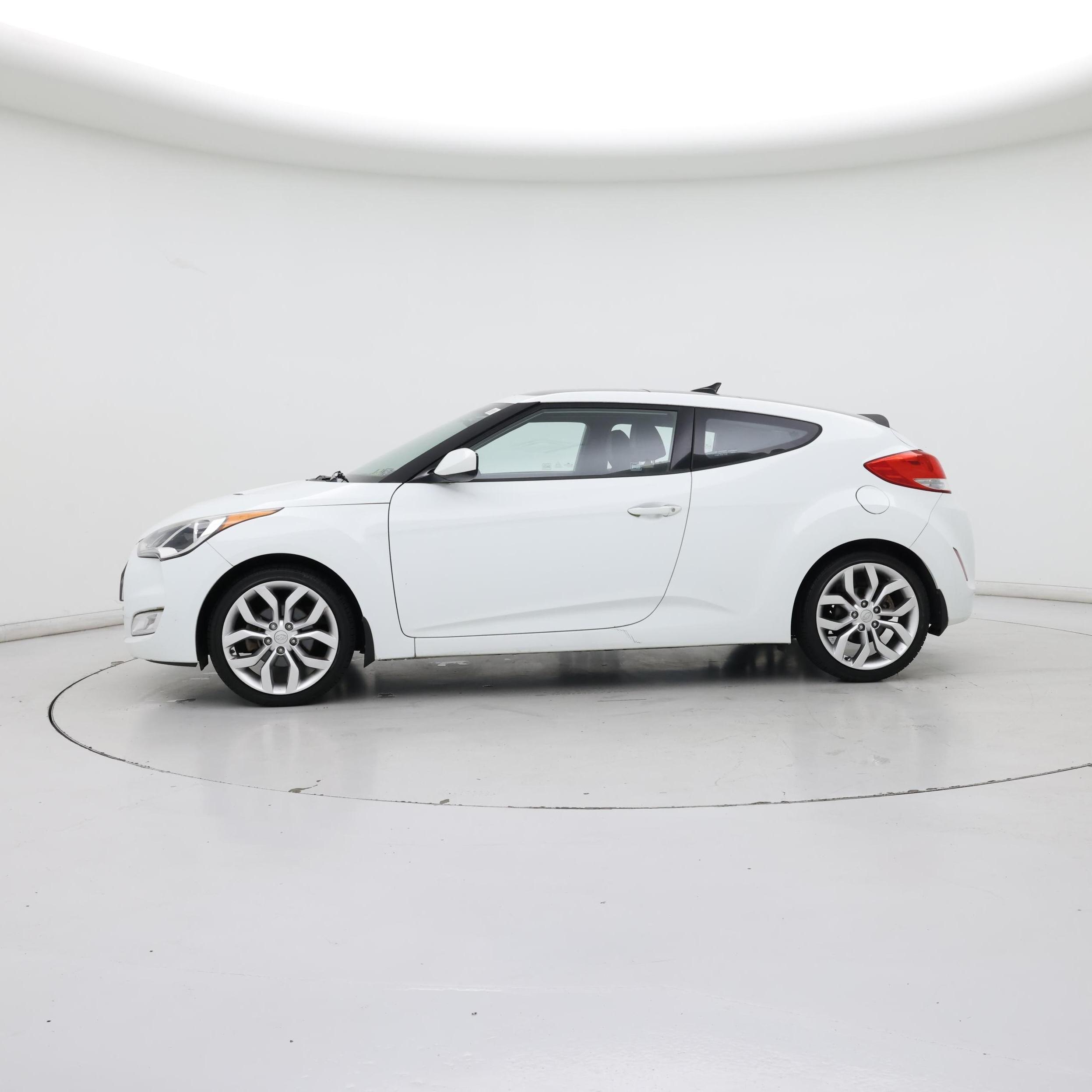 Thumbnail: 2013 Hyundai Veloster - 3