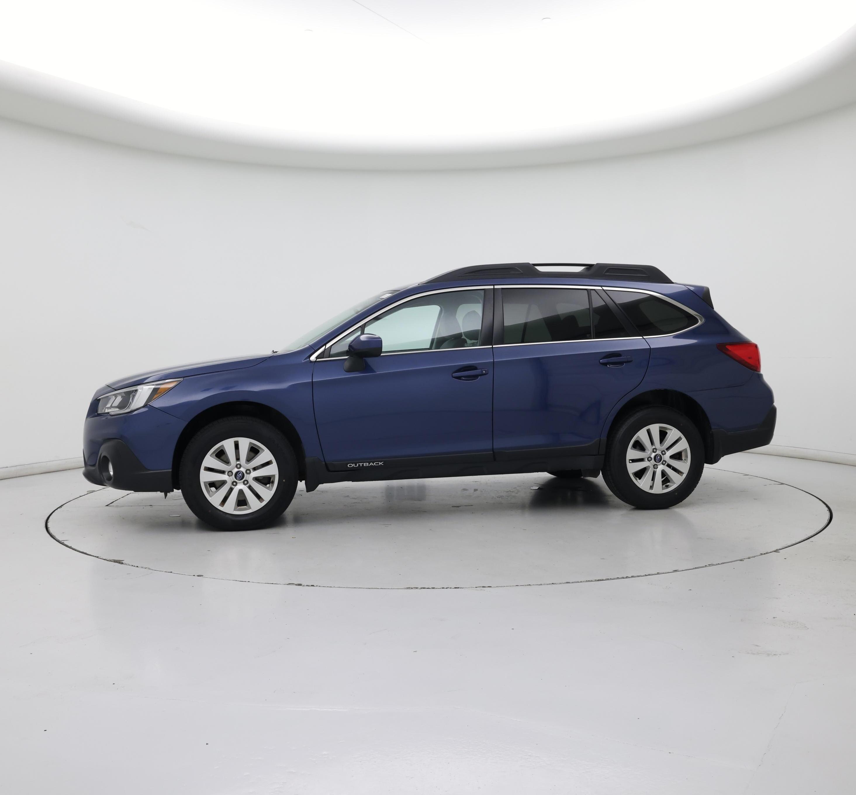 Thumbnail: 2019 Subaru Outback - 3