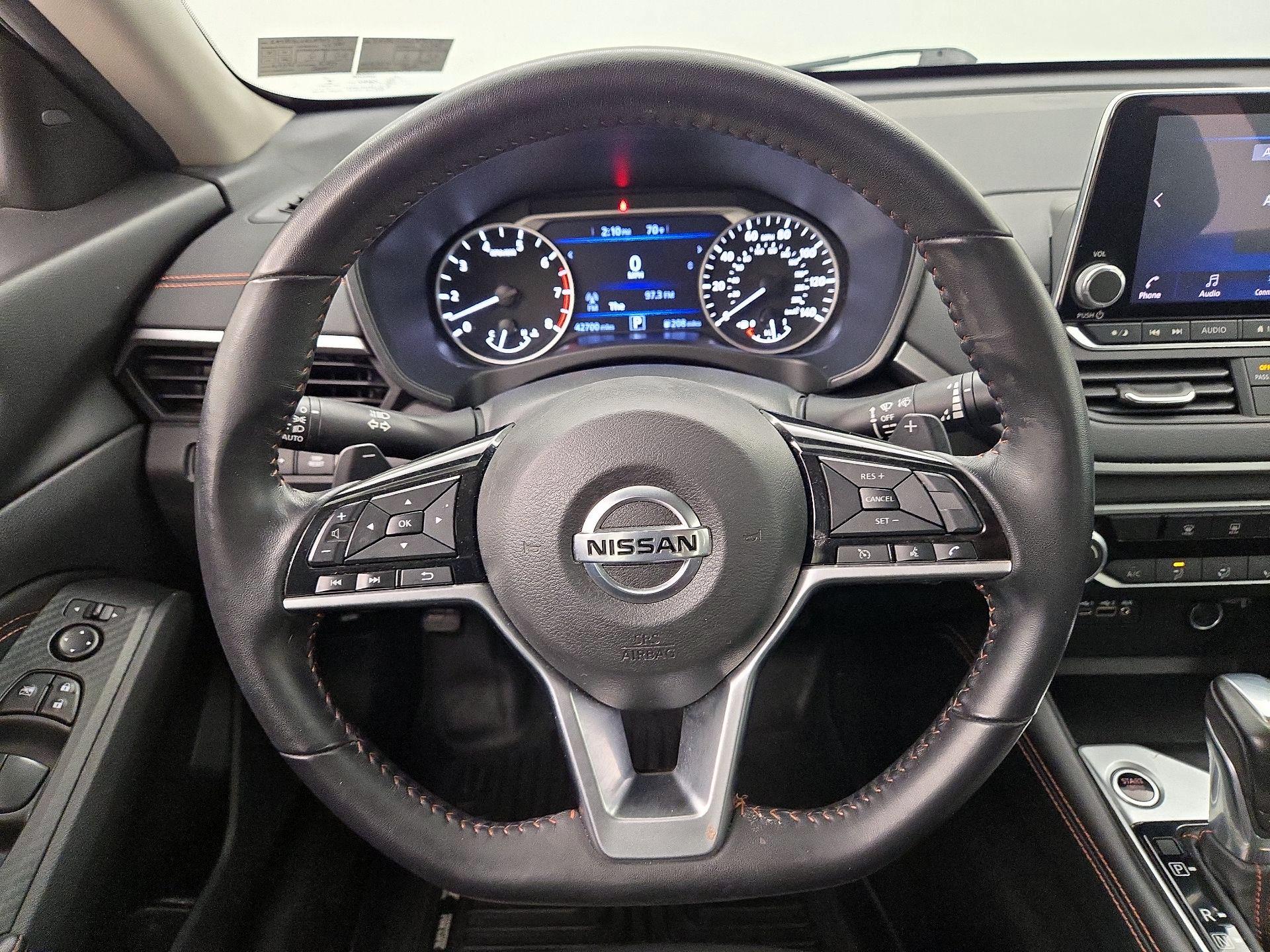 Thumbnail: 2020 Nissan Altima - 10