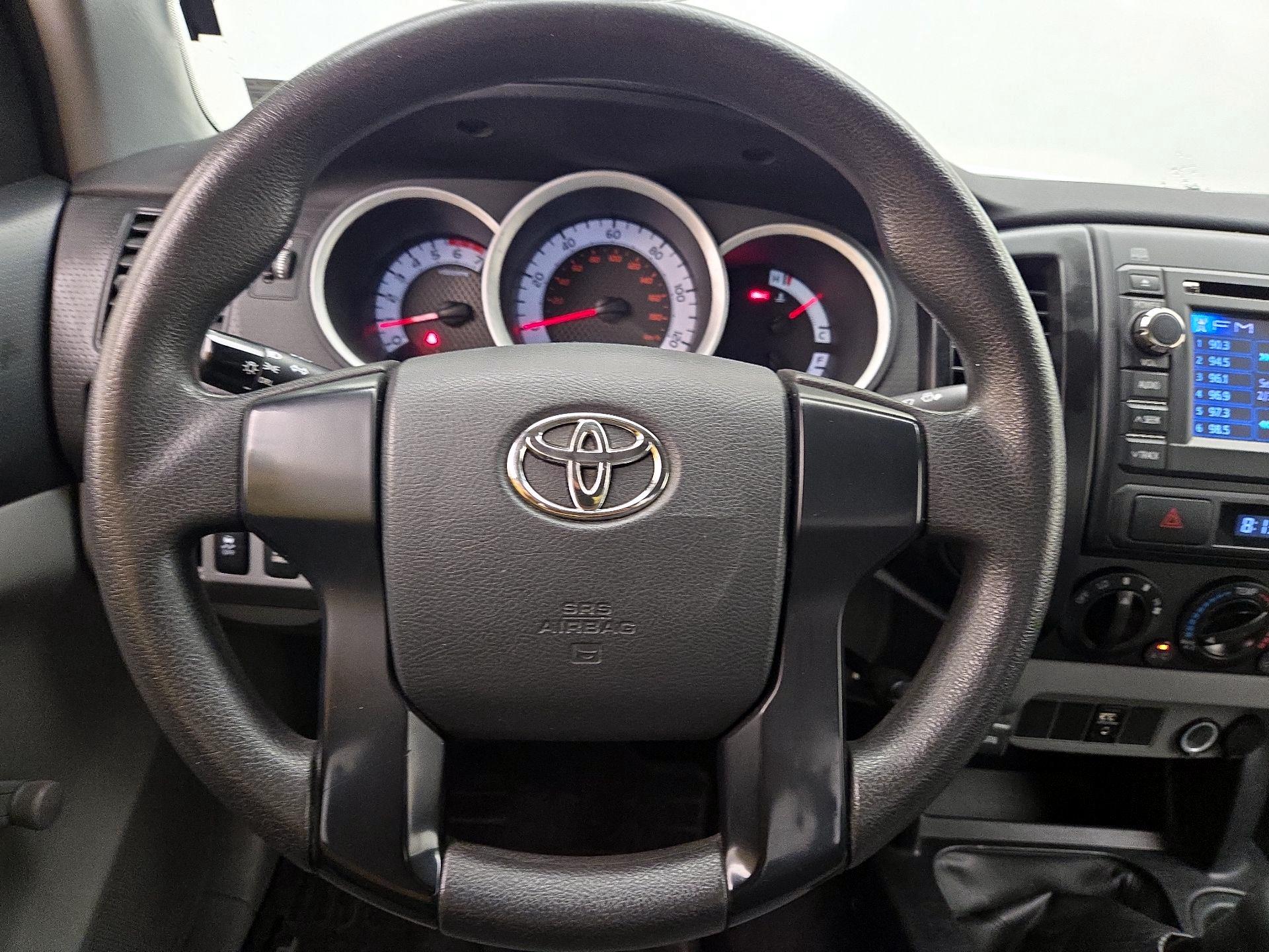 Thumbnail: 2013 Toyota Tacoma - 10