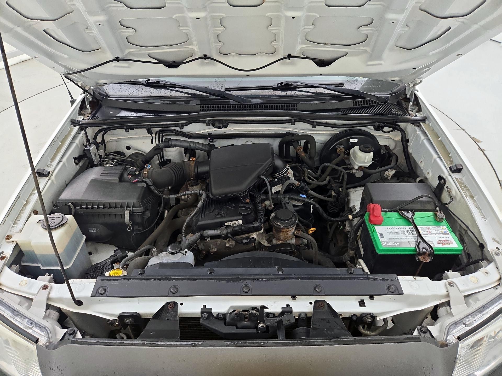 Thumbnail: 2013 Toyota Tacoma - 18
