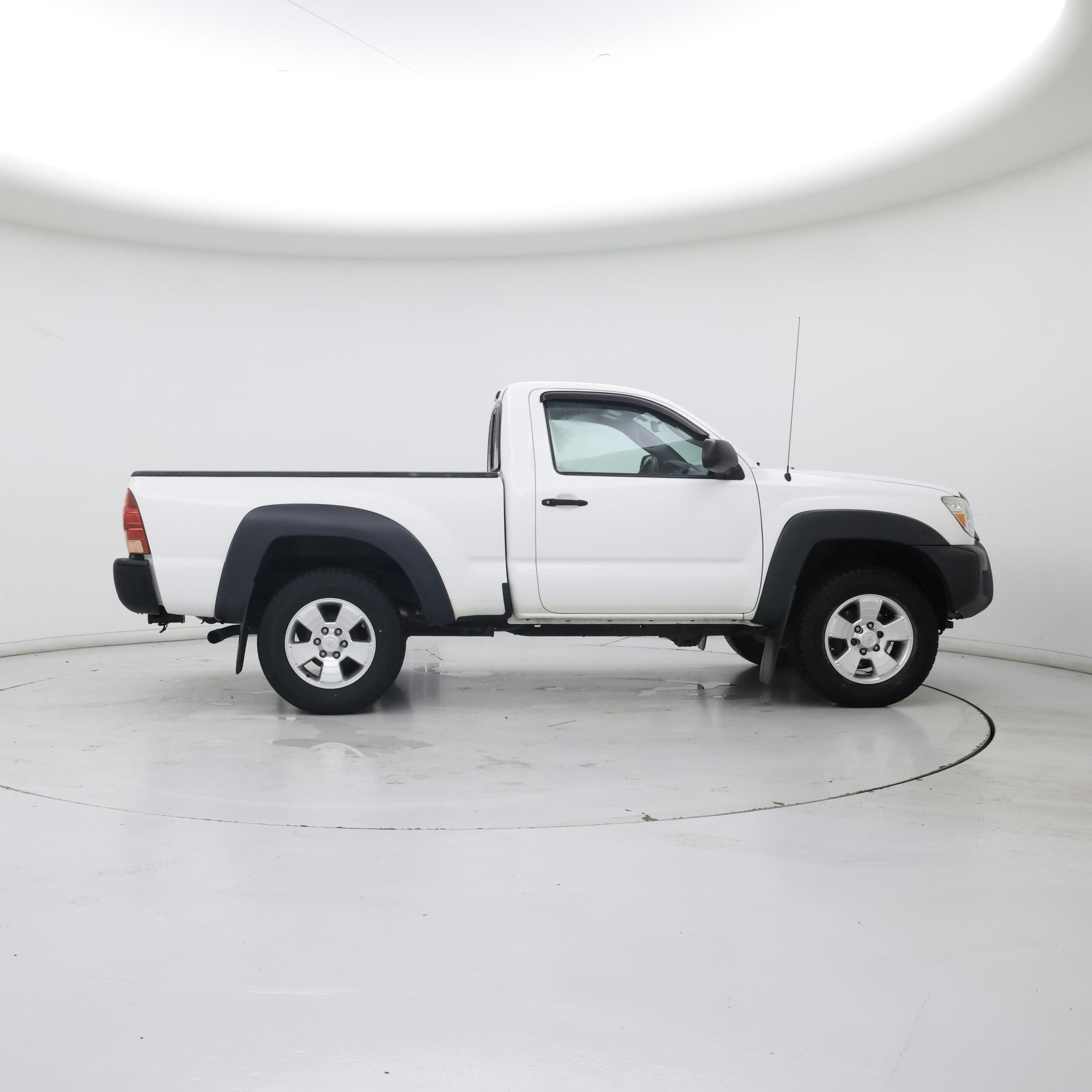 Thumbnail: 2013 Toyota Tacoma - 7