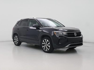 Black 2023 Volkswagen Taos SE