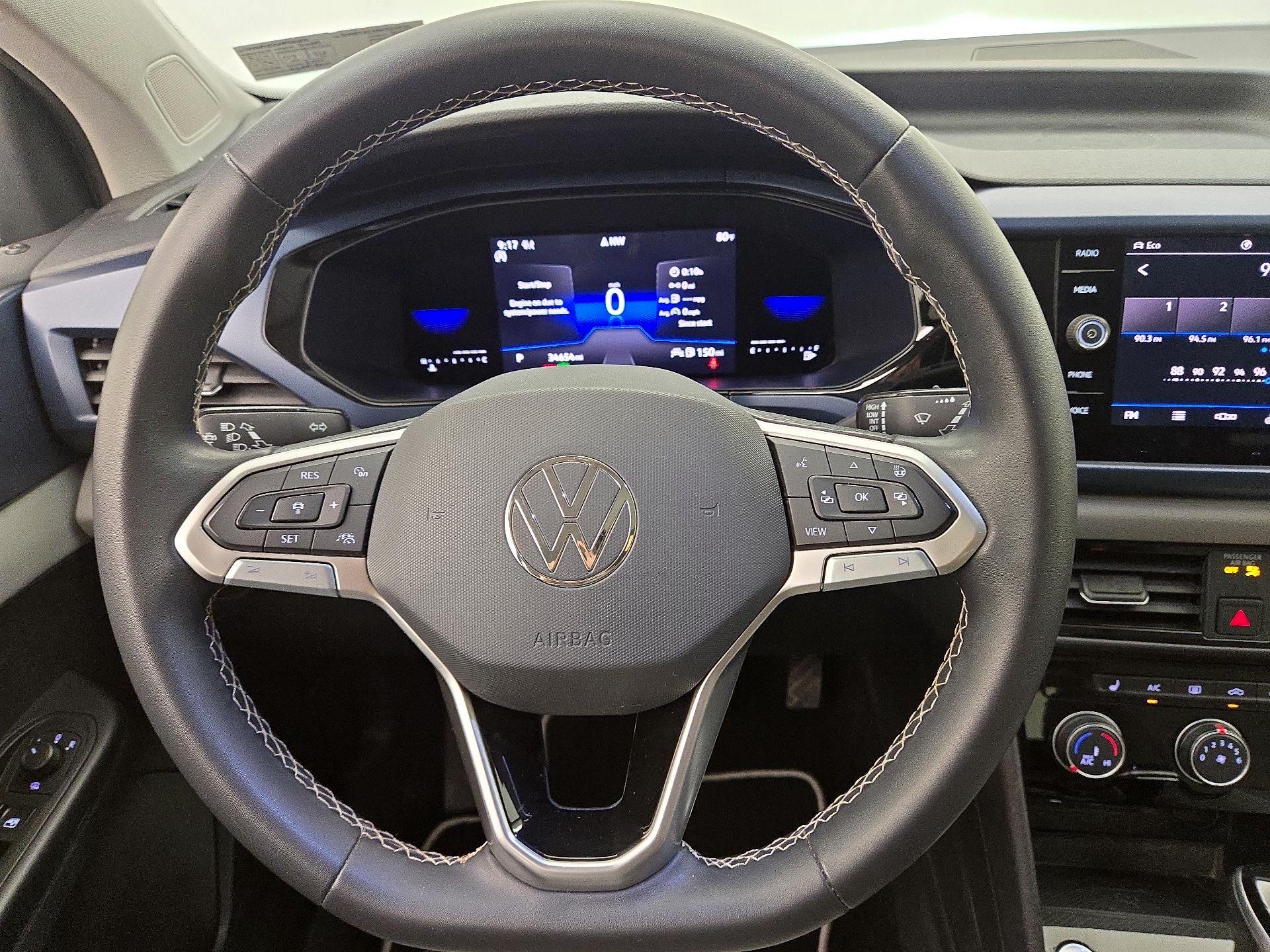 Thumbnail: 2023 Volkswagen Taos - 10