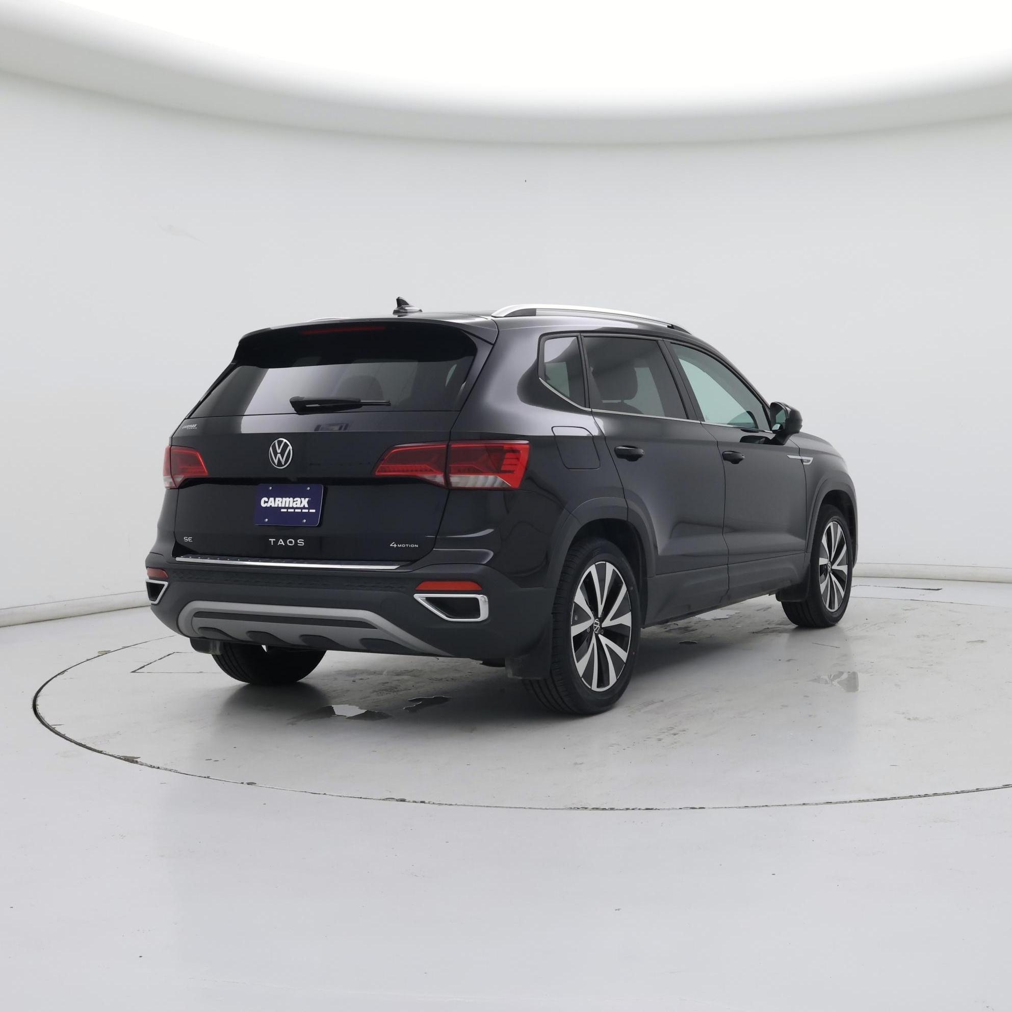 Thumbnail: 2023 Volkswagen Taos - 8