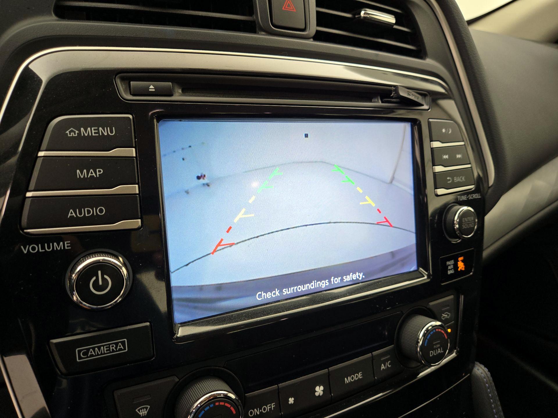 Thumbnail: 2016 Nissan Maxima - 15