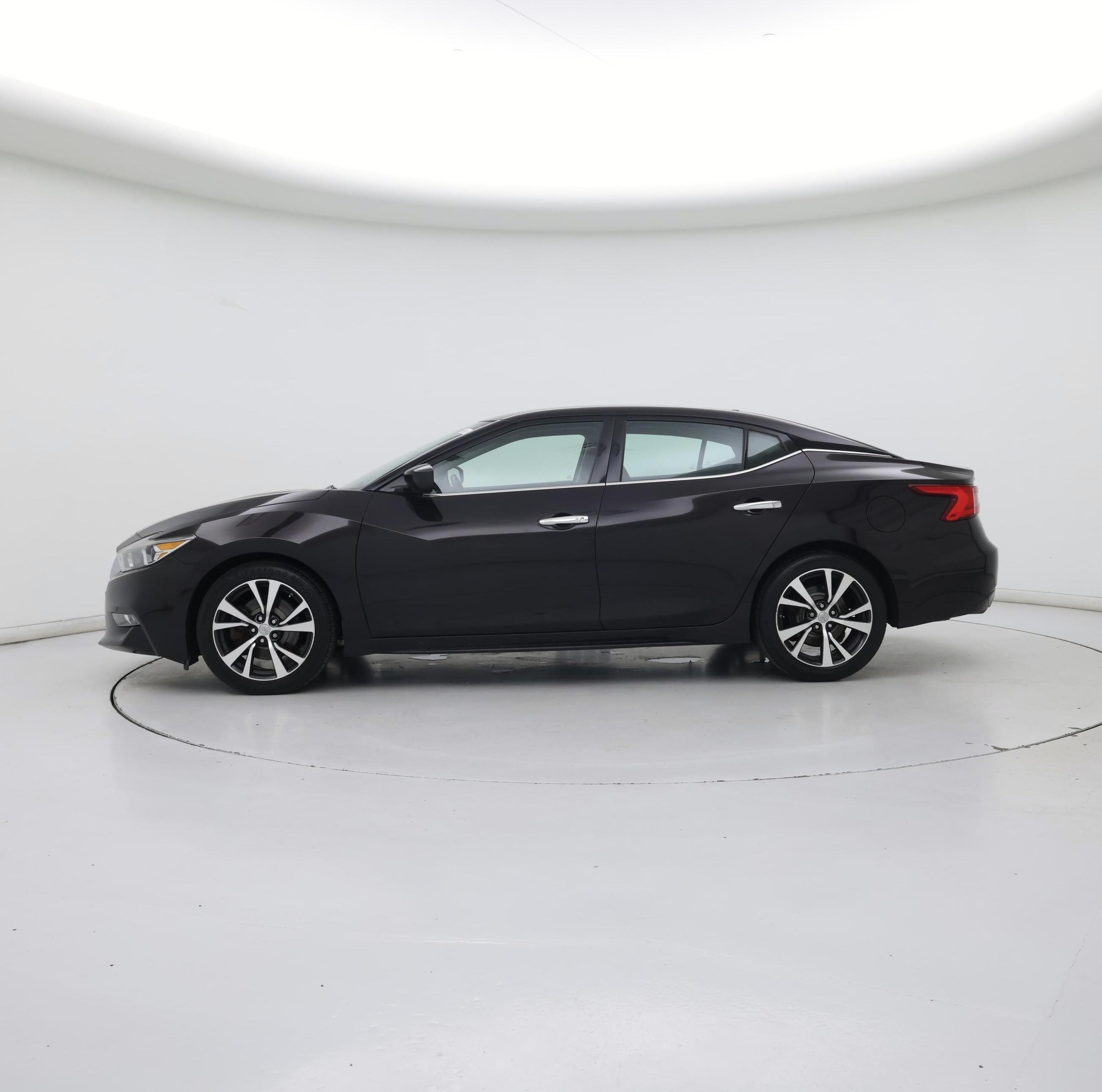 Thumbnail: 2016 Nissan Maxima - 3