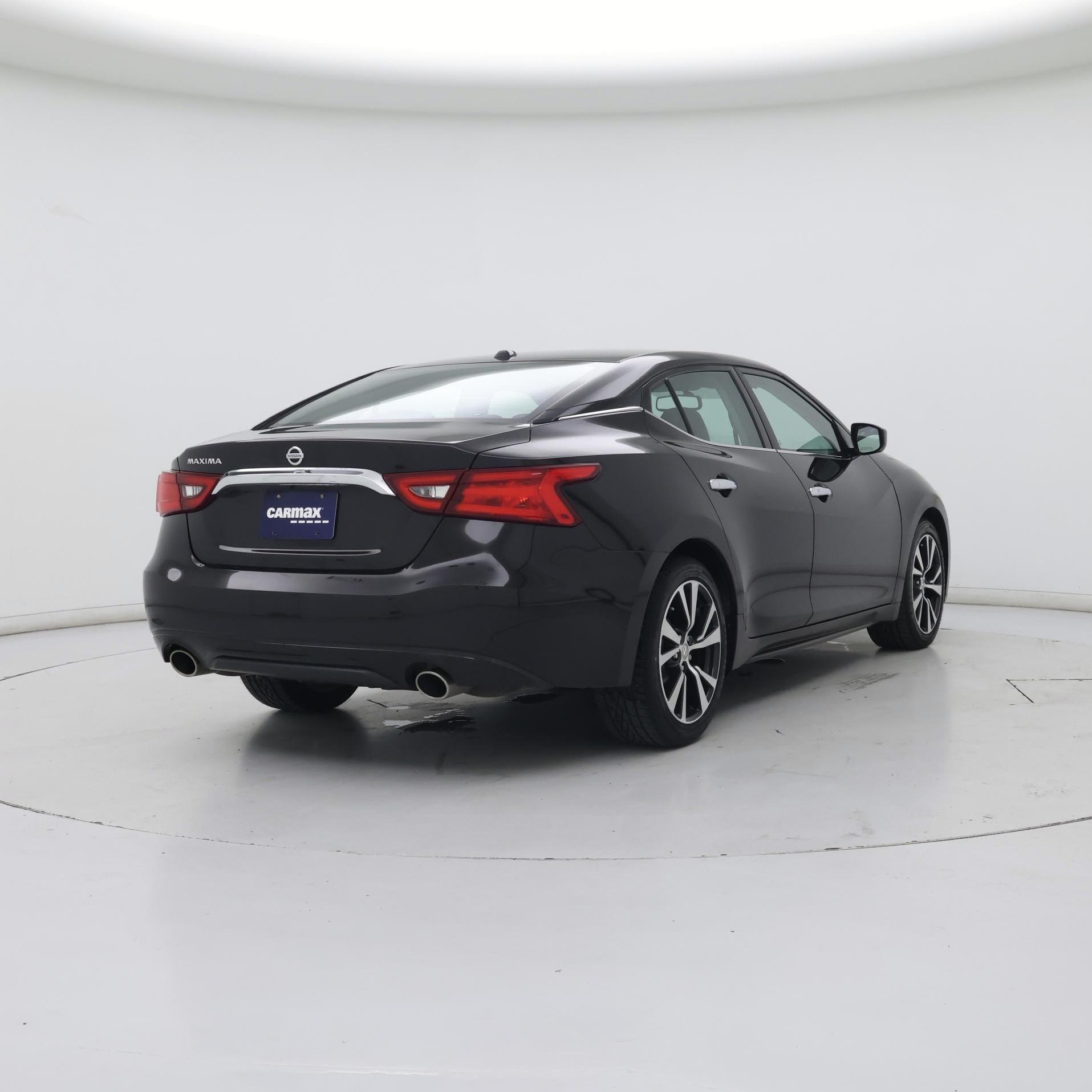 Thumbnail: 2016 Nissan Maxima - 8