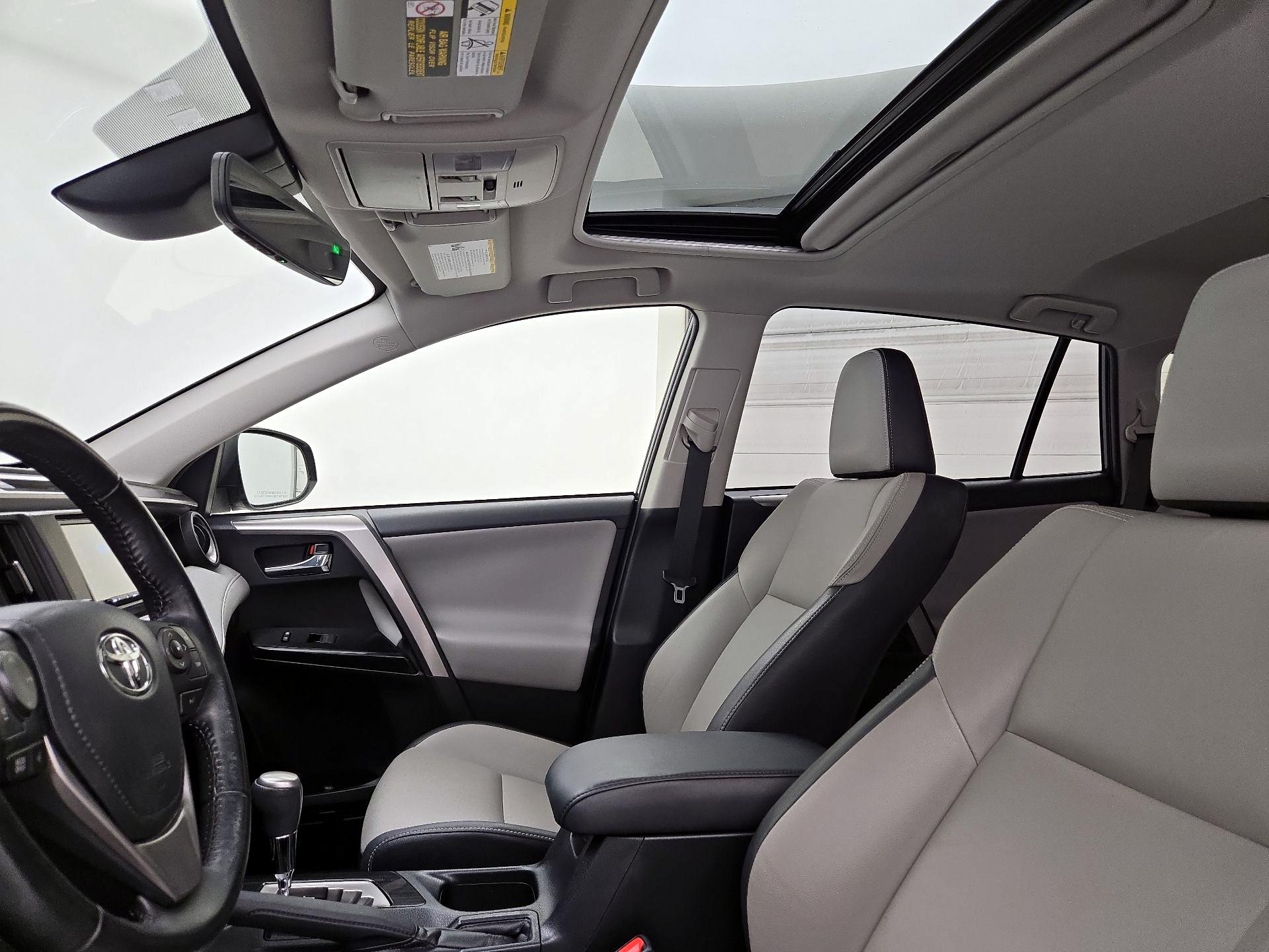 Thumbnail: 2017 Toyota RAV4 - 19