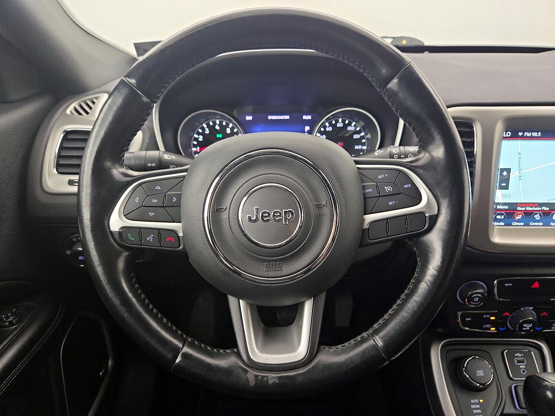 Thumbnail: 2020 Jeep Compass - 10