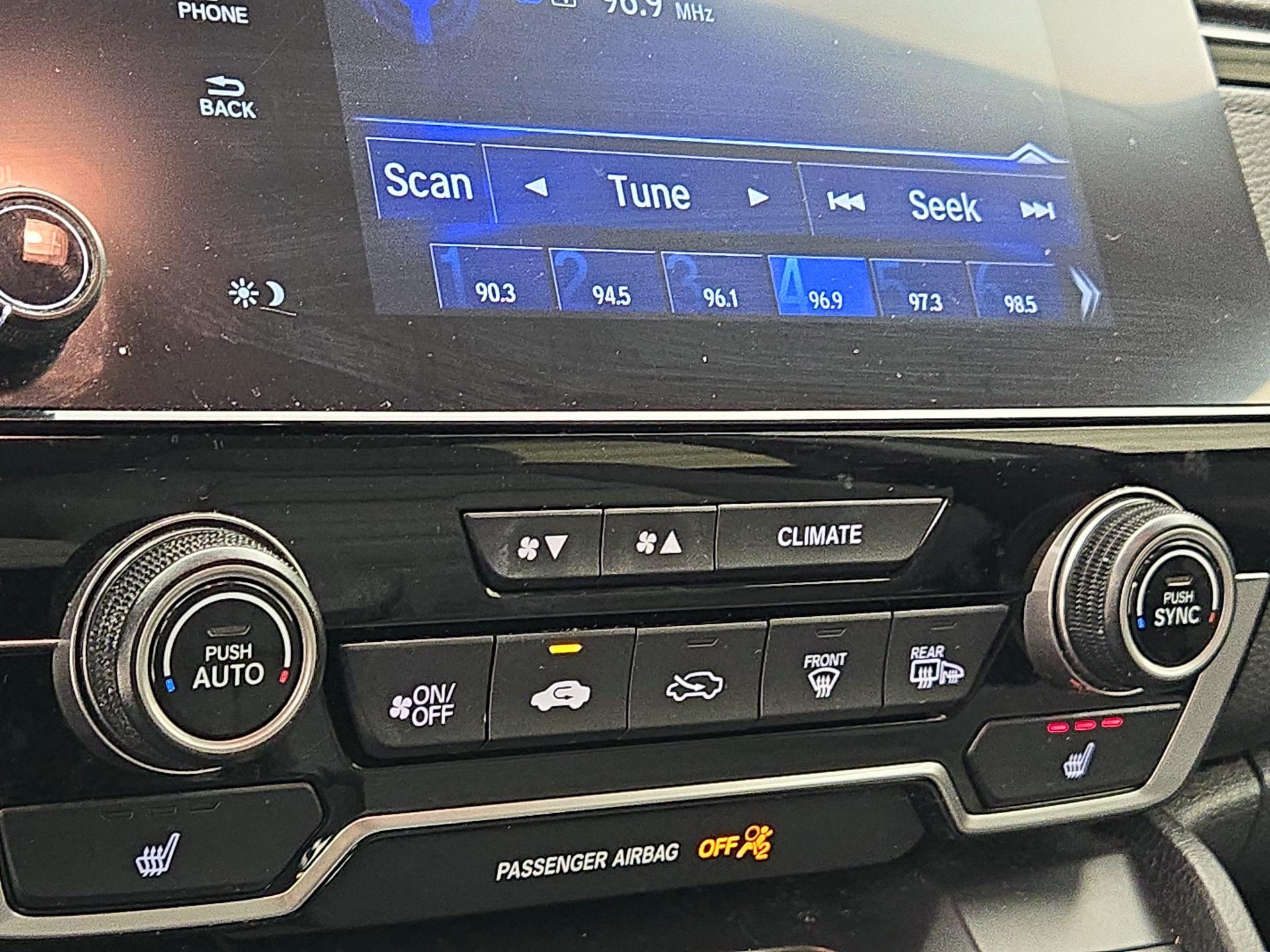 Thumbnail: 2019 Honda CR-V - 15