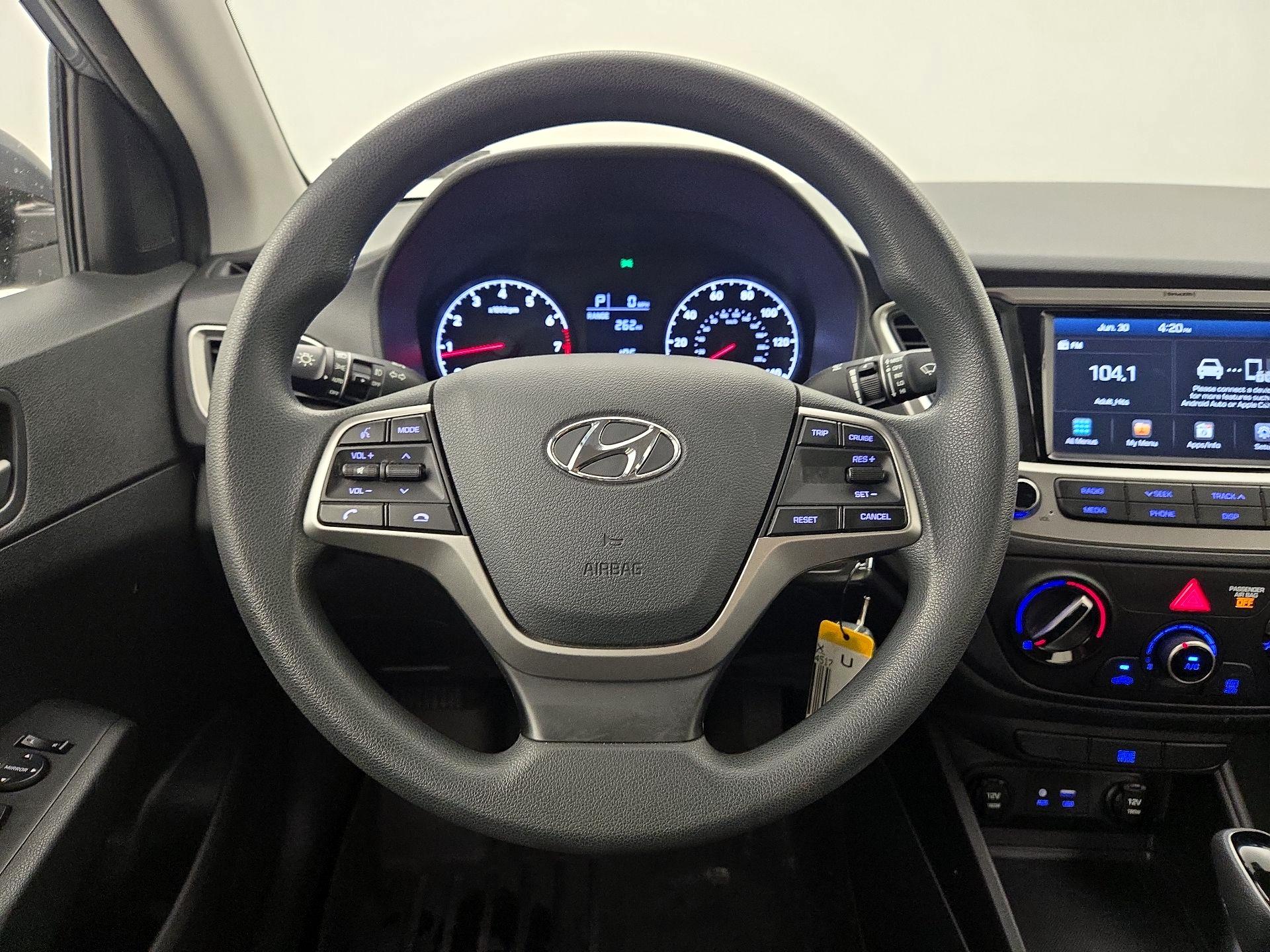 Thumbnail: 2019 Hyundai Accent - 10