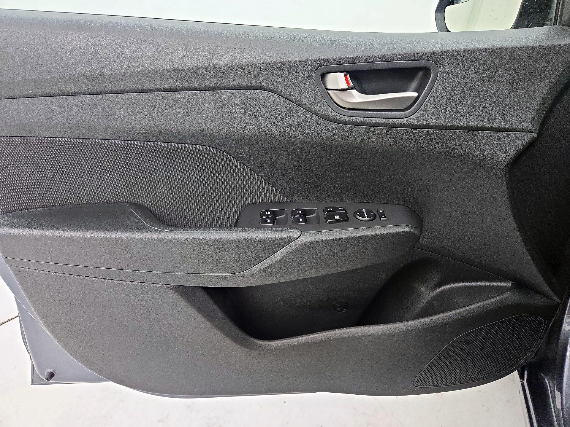 Thumbnail: 2019 Hyundai Accent - 12