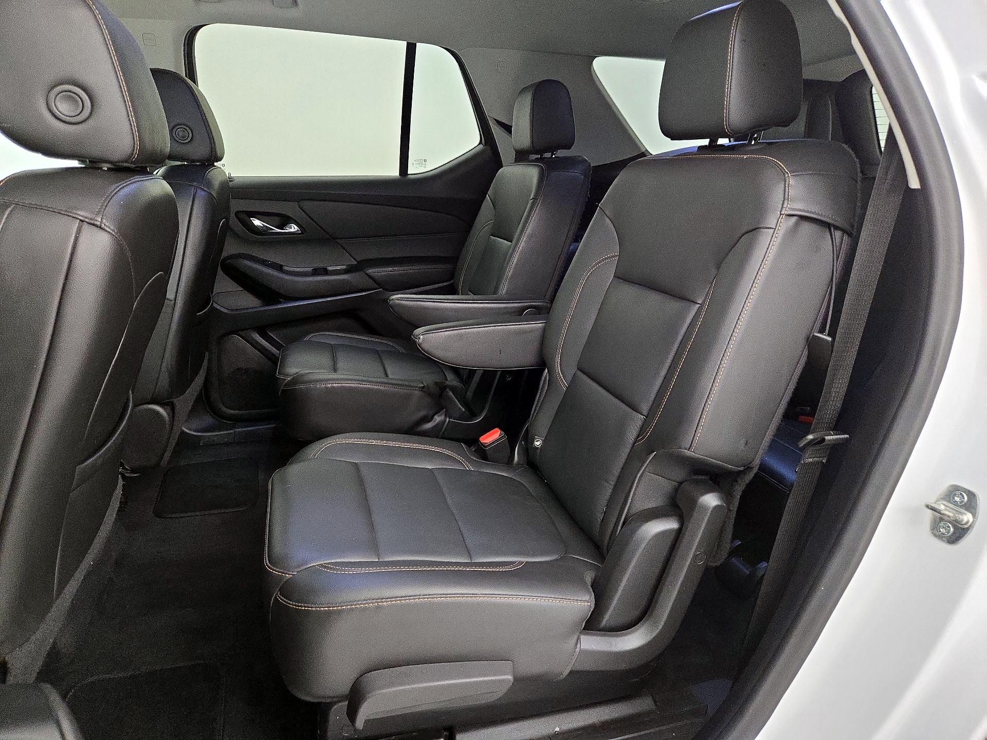 Thumbnail: 2020 Chevrolet Traverse - 19