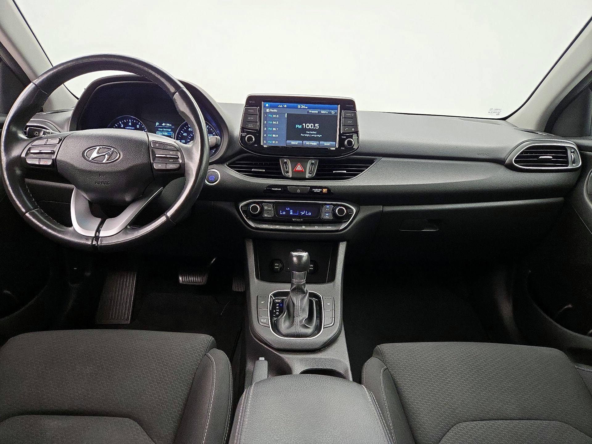 Thumbnail: 2018 Hyundai Elantra - 9