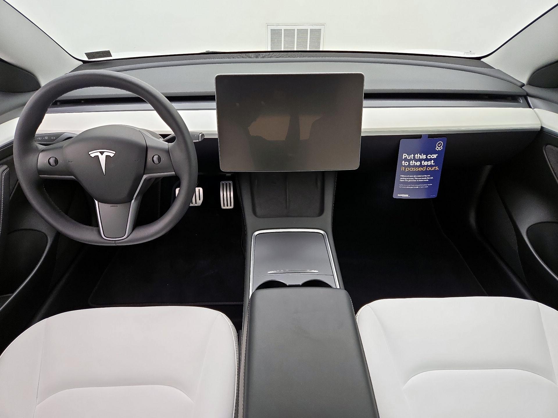 Thumbnail: 2023 Tesla Model 3 - 9