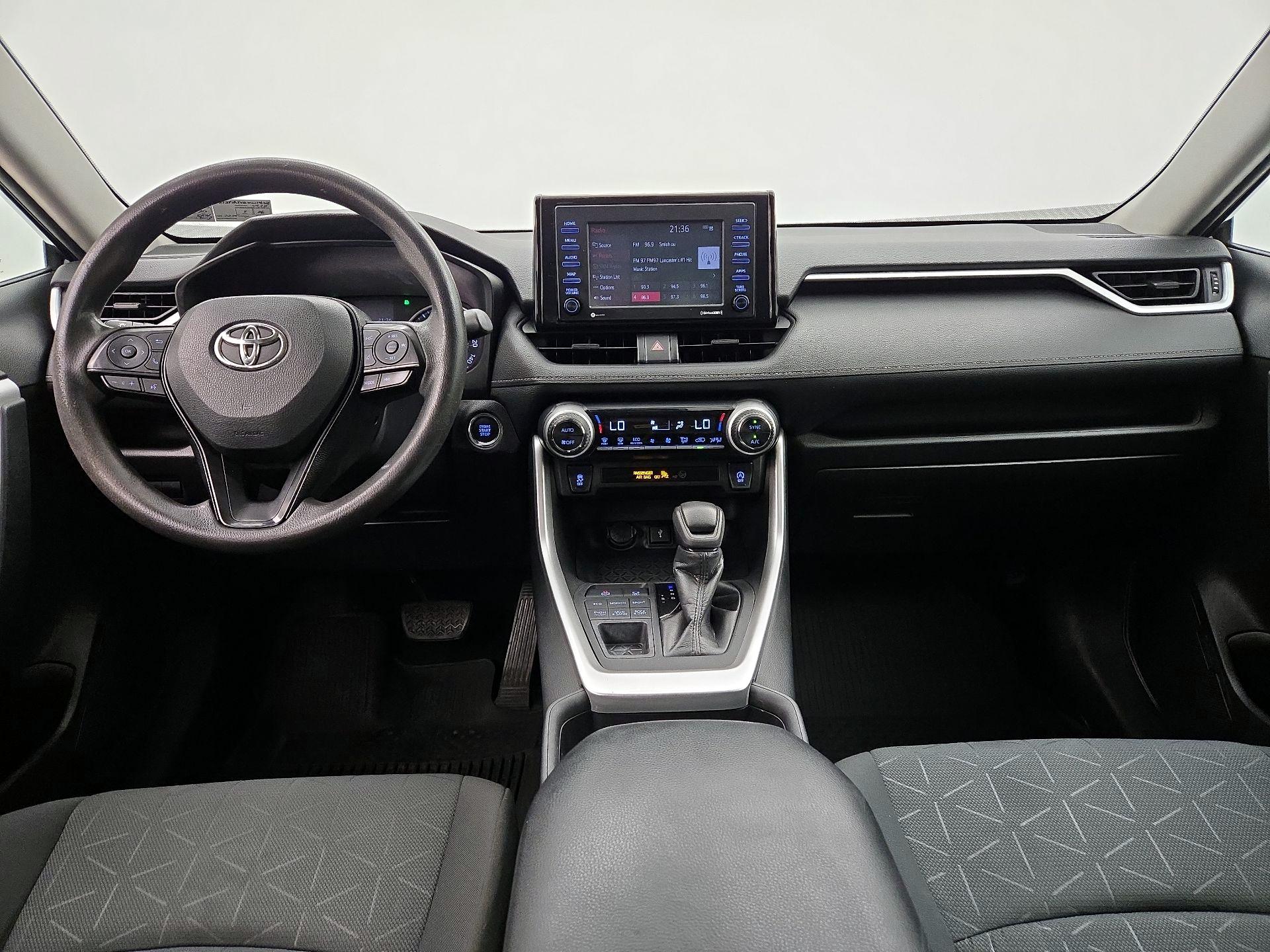 Thumbnail: 2021 Toyota RAV4 - 9
