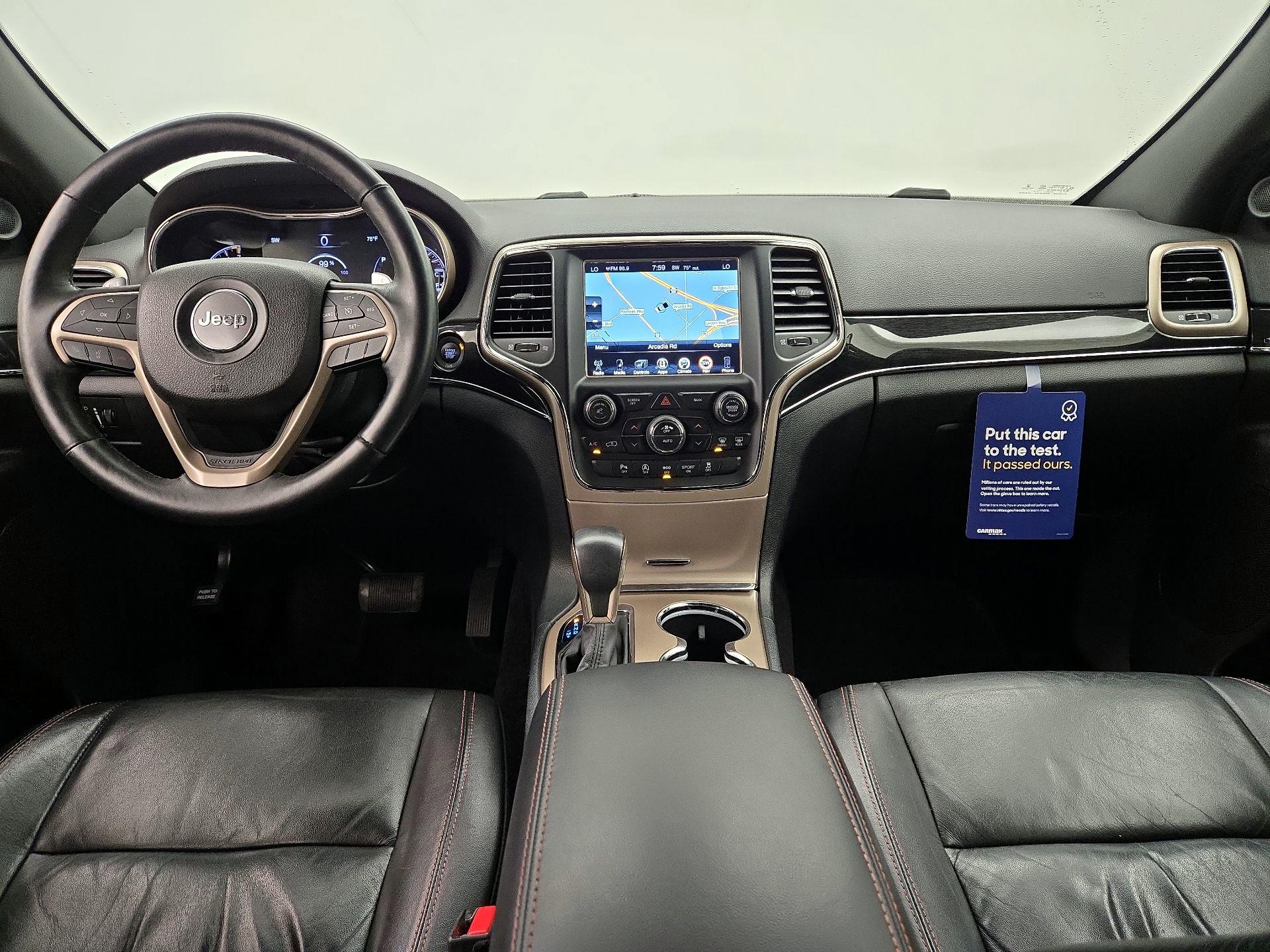 Thumbnail: 2017 Jeep Grand Cherokee - 9