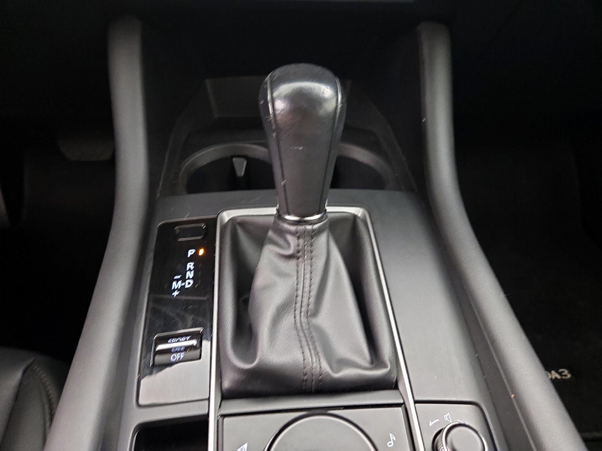 Thumbnail: 2021 Mazda Mazda3 - 17