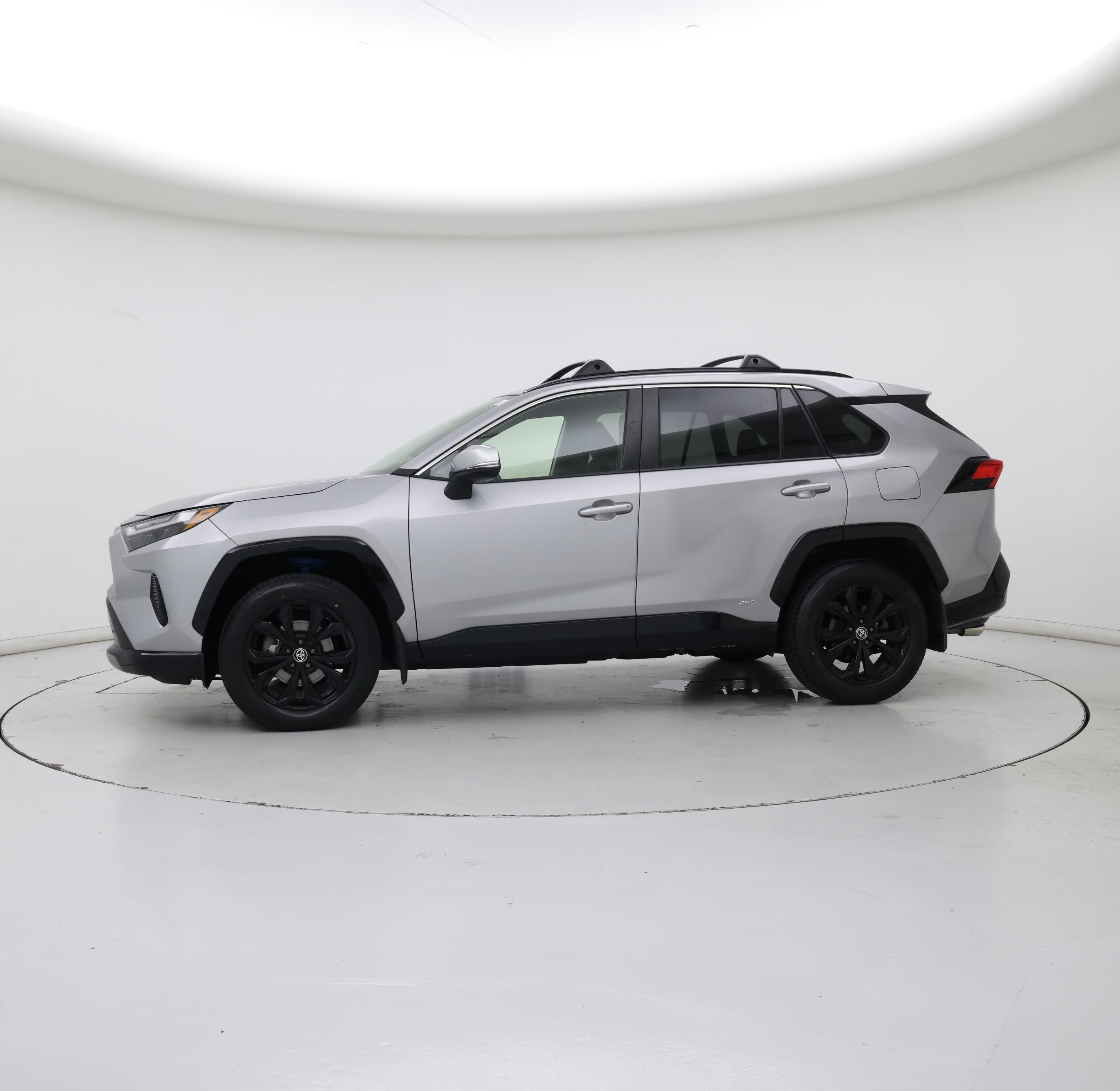Thumbnail: 2022 Toyota RAV4 - 3