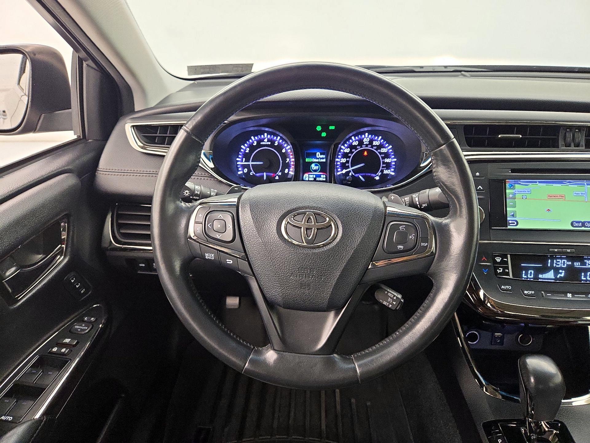 Thumbnail: 2013 Toyota Avalon - 10