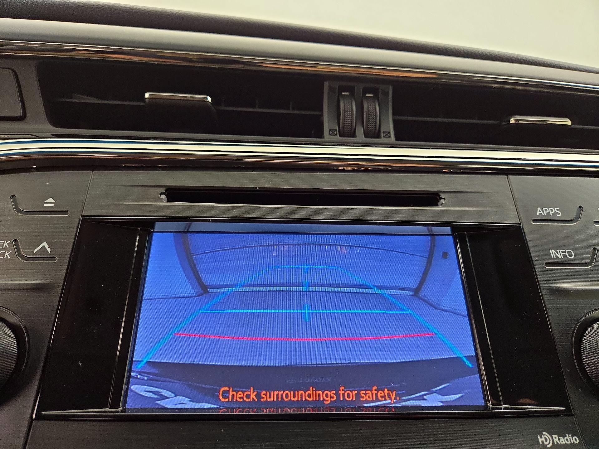 Thumbnail: 2013 Toyota Avalon - 15