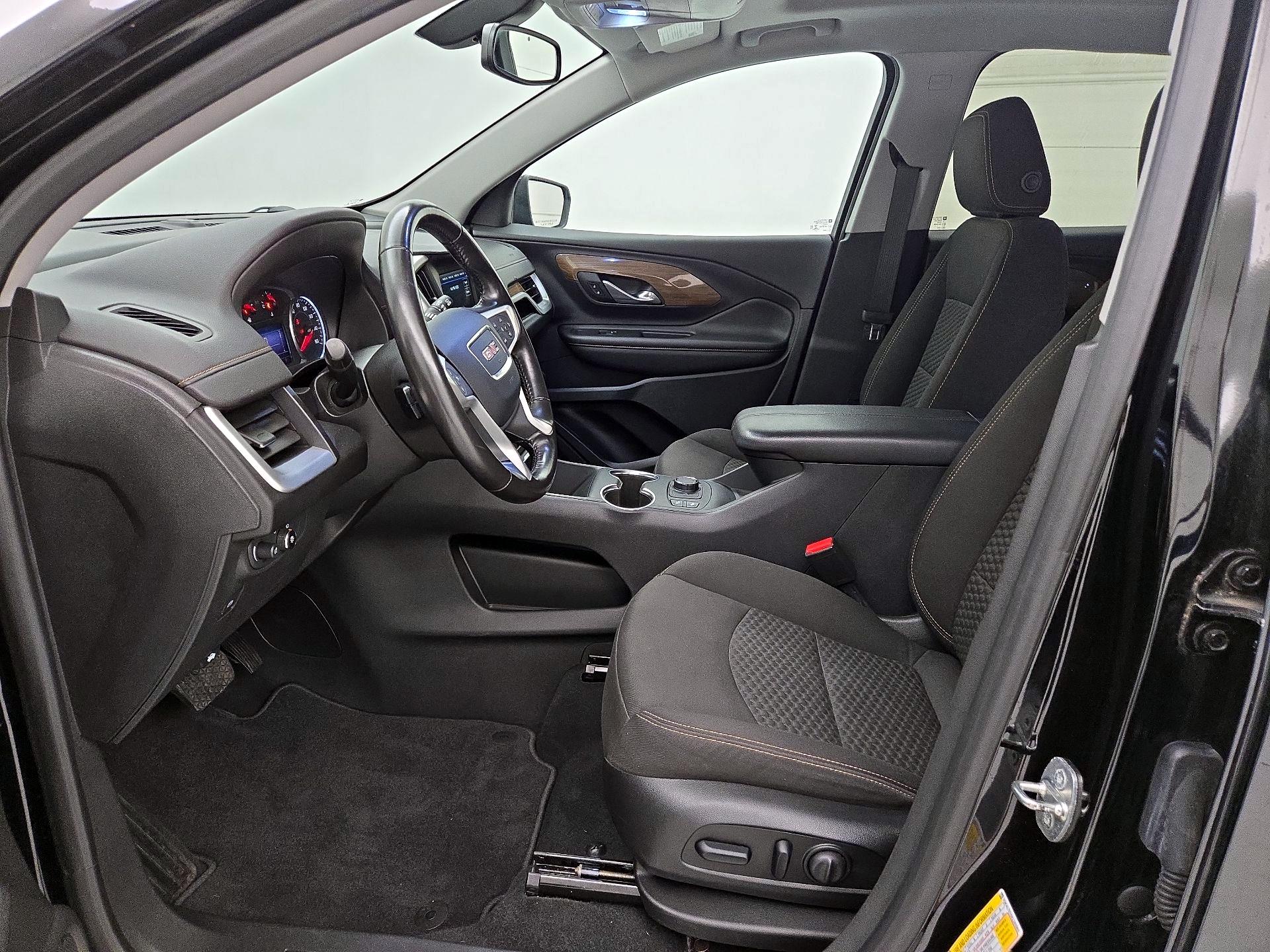 Thumbnail: 2019 GMC Terrain - 11